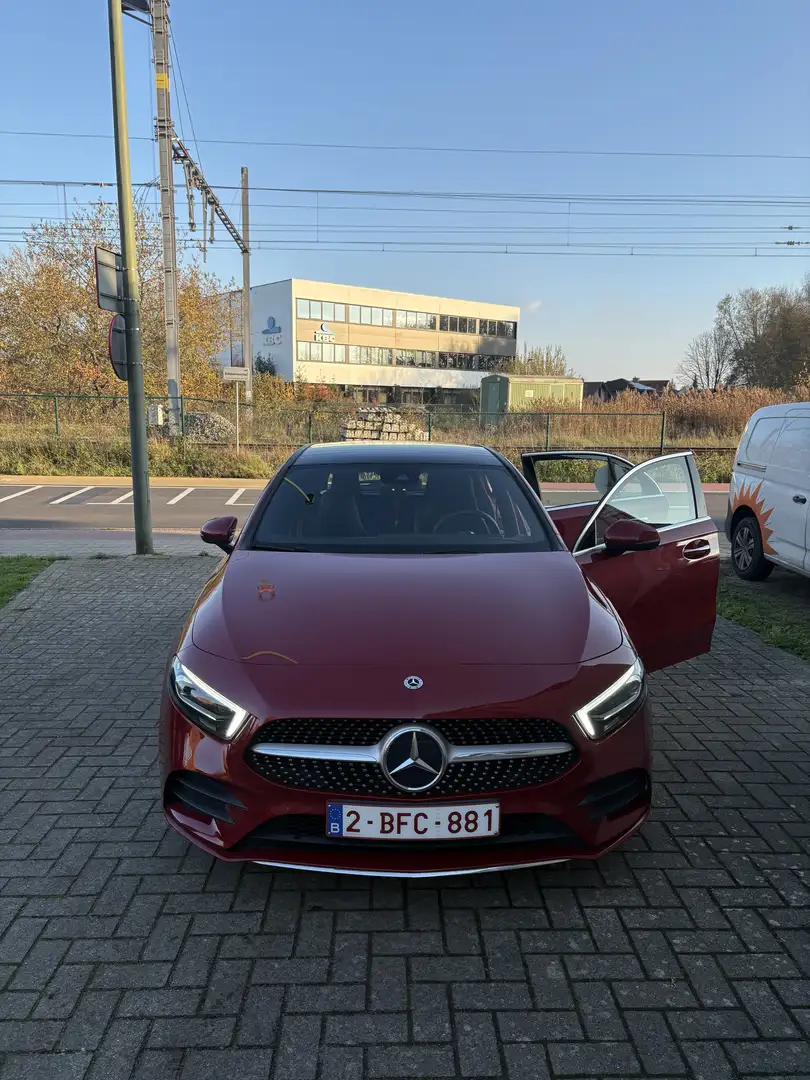 Mercedes-Benz A 180 7G-DCT AMG Line Rood - 1