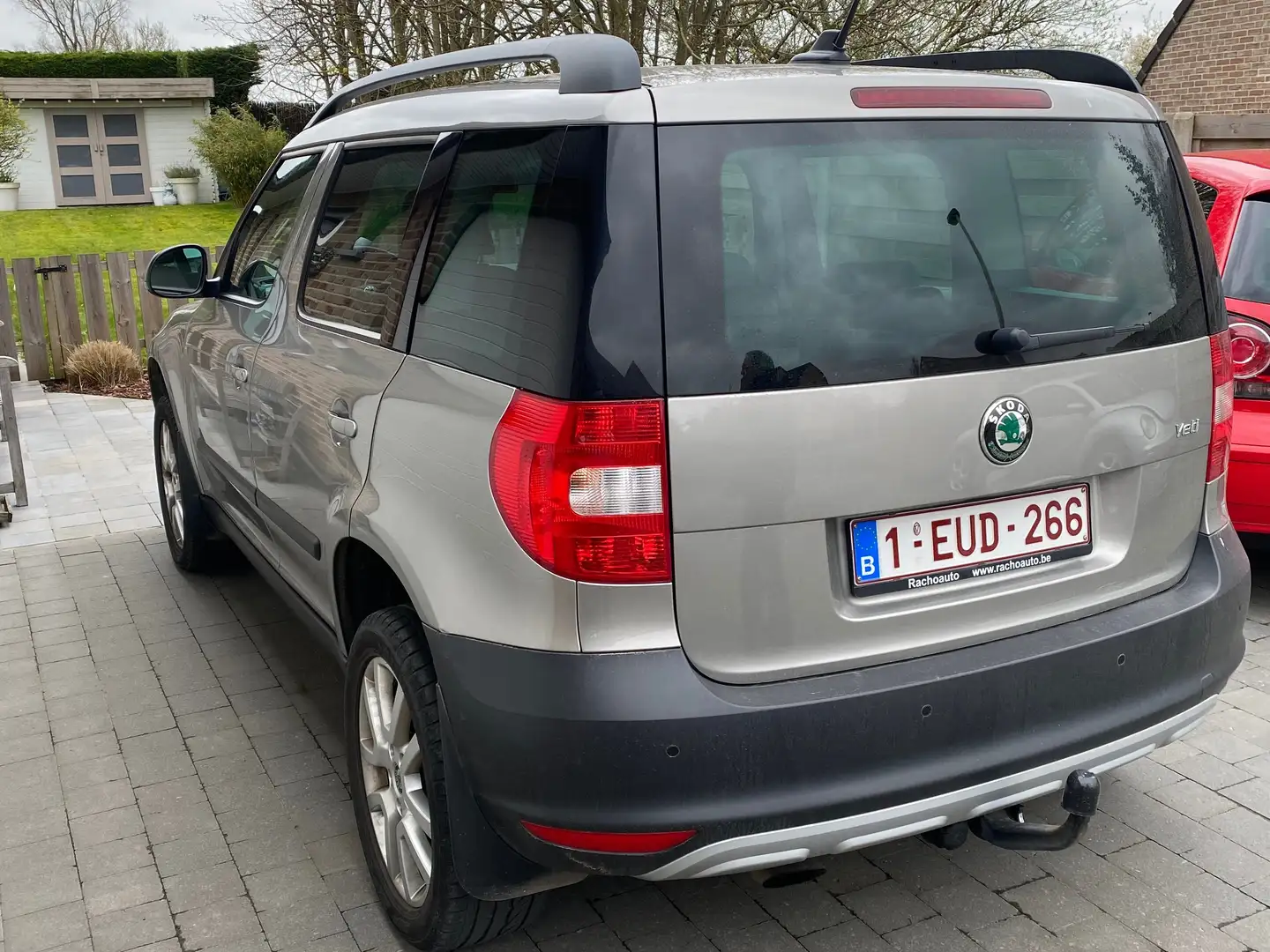 Skoda Yeti 1.2 TSI Elegance DSG Bronce - 2