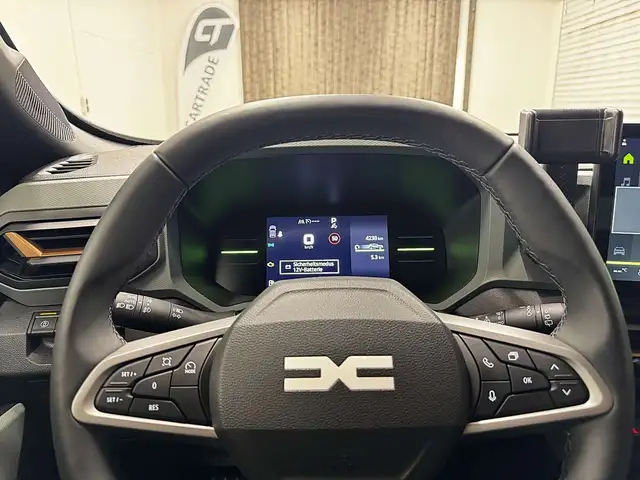 Dacia Duster view 15