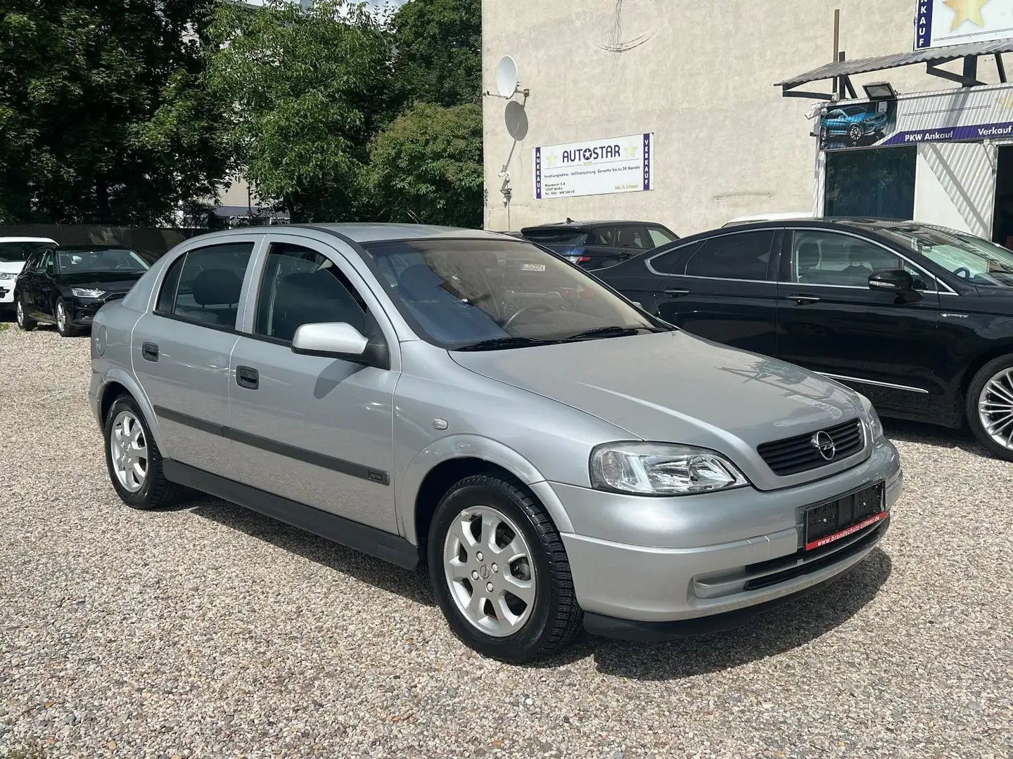 Opel Astra 1.2 16V Selection Klima 25TKM 1. Hand Argent - 2
