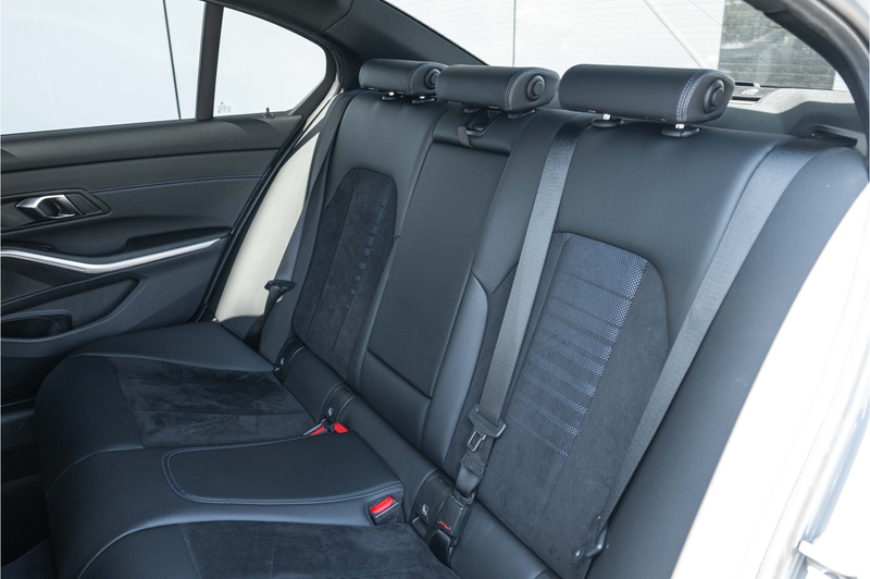 BMW 318 3 Serie 318i M Sport Automaat / Sportstoelen / Com — photo 5
