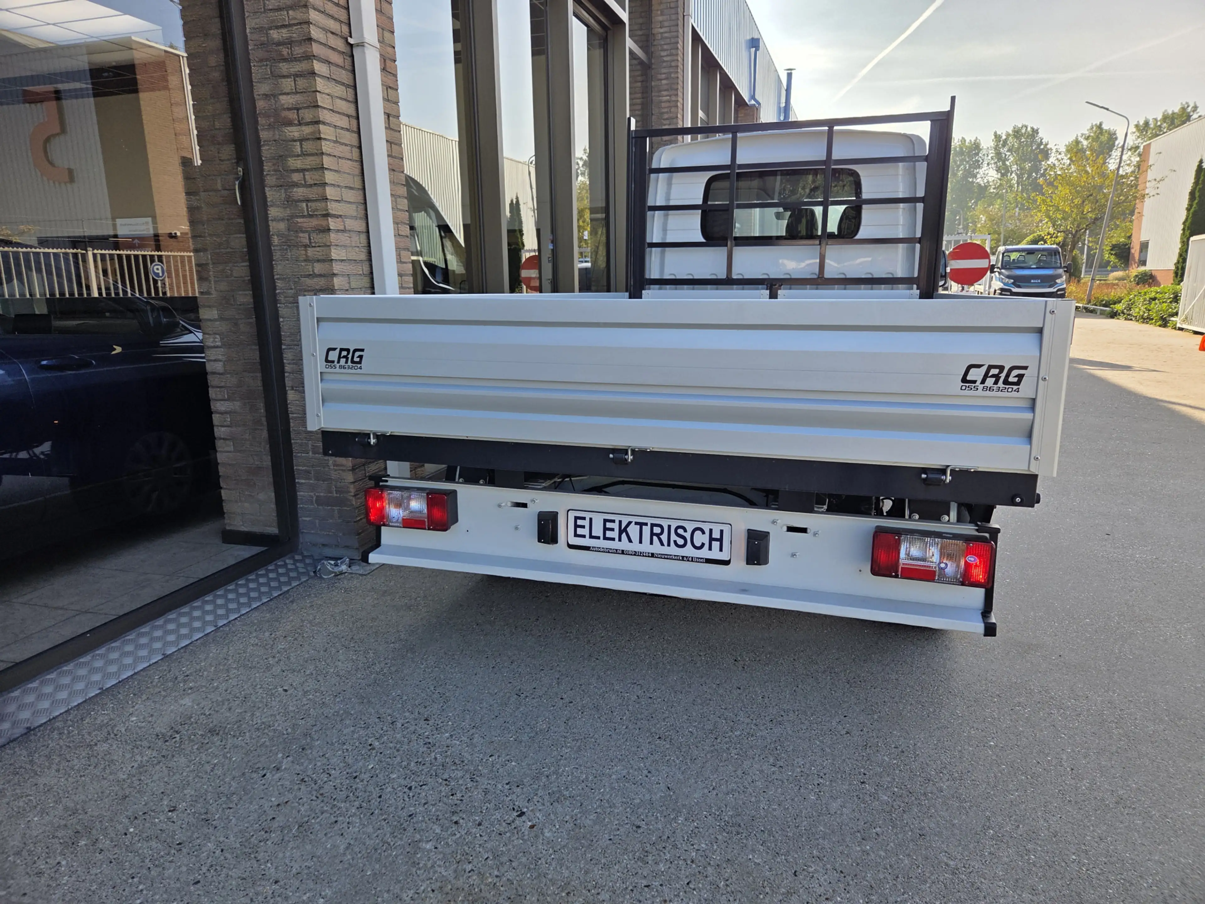 Maxus eDeliver 9 L4 65 kWh Airco Cruisecontrol Stoelverwarming Open — photo 6