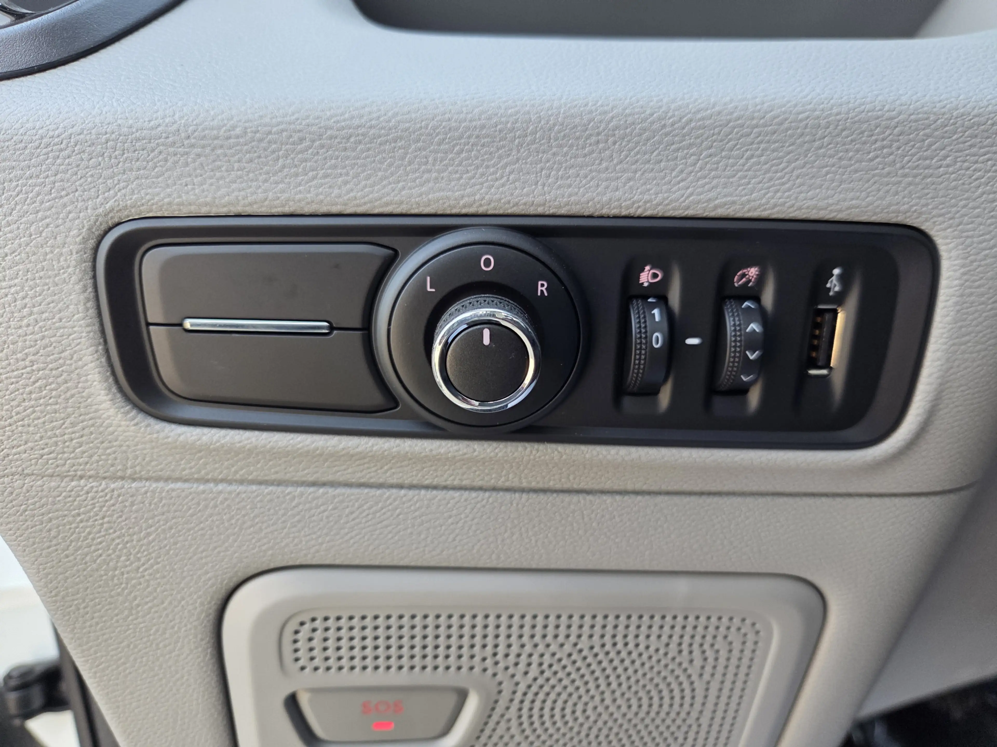 Maxus eDeliver 9 L4 65 kWh Airco Cruisecontrol Stoelverwarming Open — photo 12