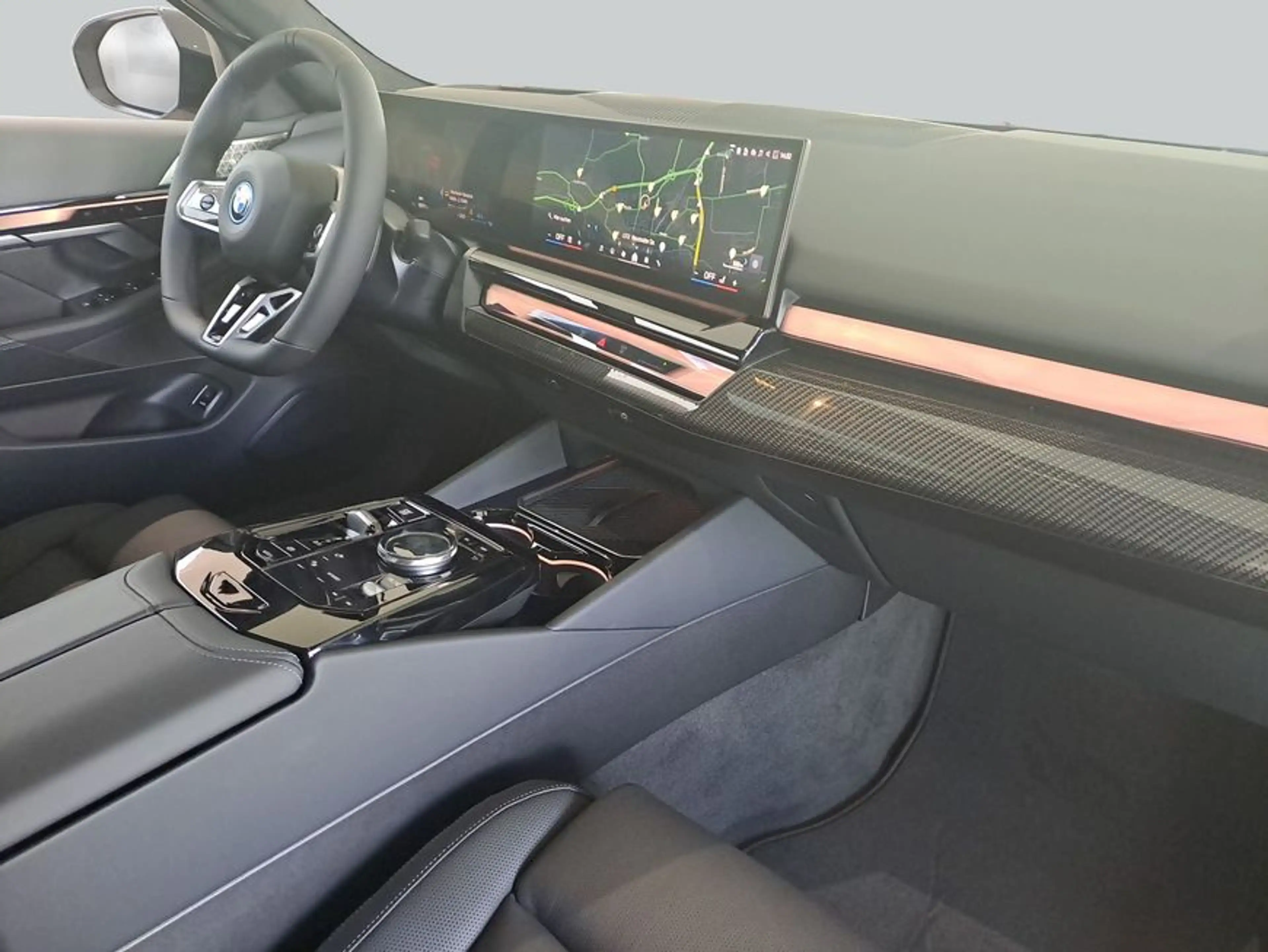 BMW 550 550e xDrive Aut. 230 kW, 4-türig — photo 13