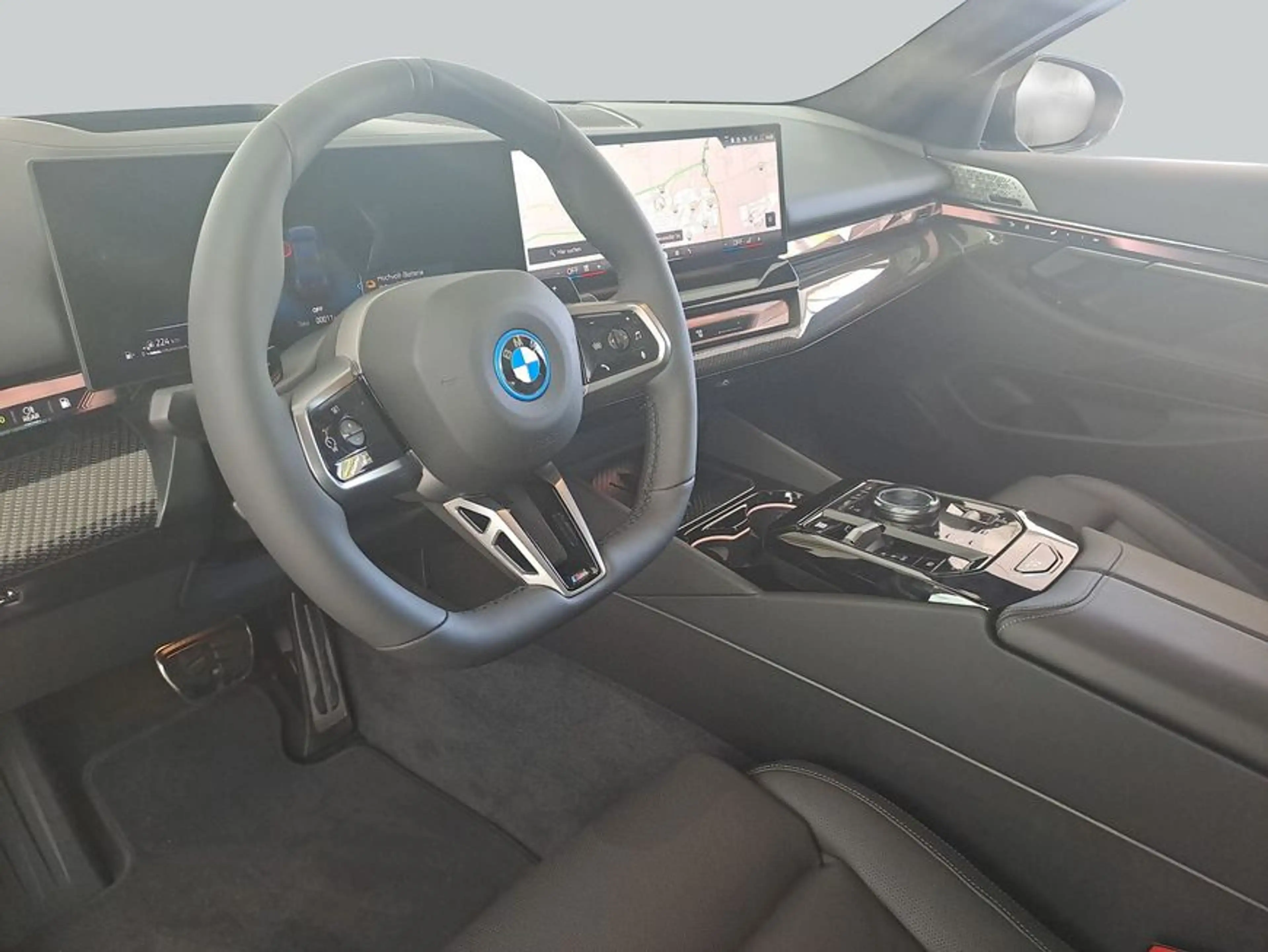 BMW 550 550e xDrive Aut. 230 kW, 4-türig — photo 11
