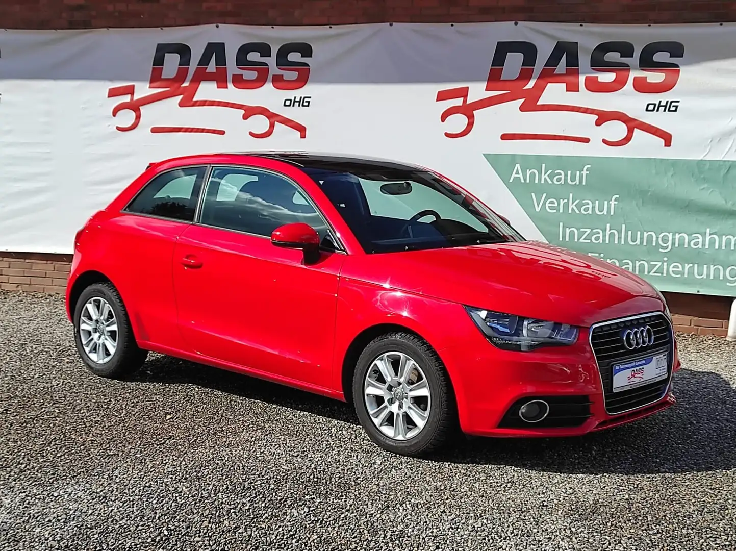 Audi A1 attraction 1.HAND+PANODACH+KLIMA+TEMPOMAT Rot - 1