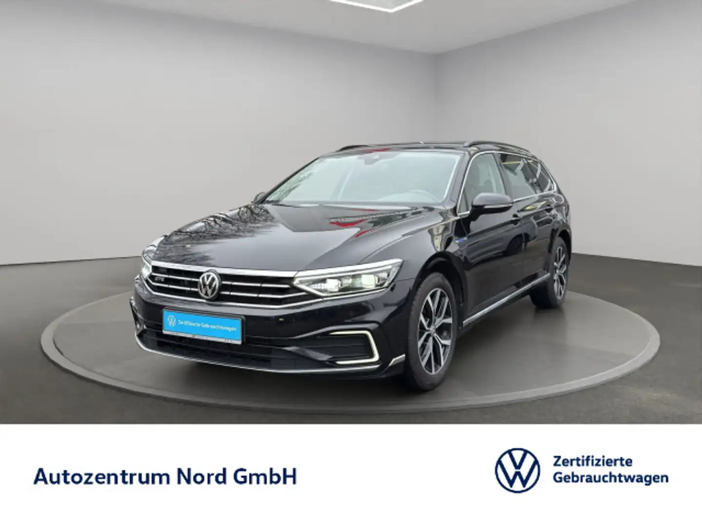 Volkswagen Passat Variant GTE 1.4 TSI DSG NAVI+MATRIX-LED+A Schwarz - 1