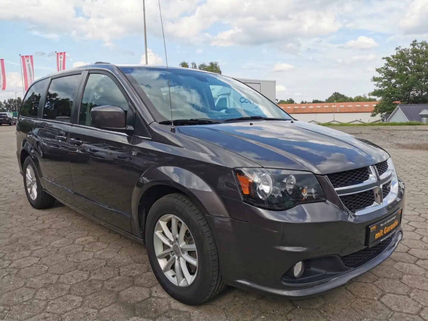 Dodge Grand Caravan 3.6 Kamera 7 Sitze DVD TÜV+Garantie Grau - 2