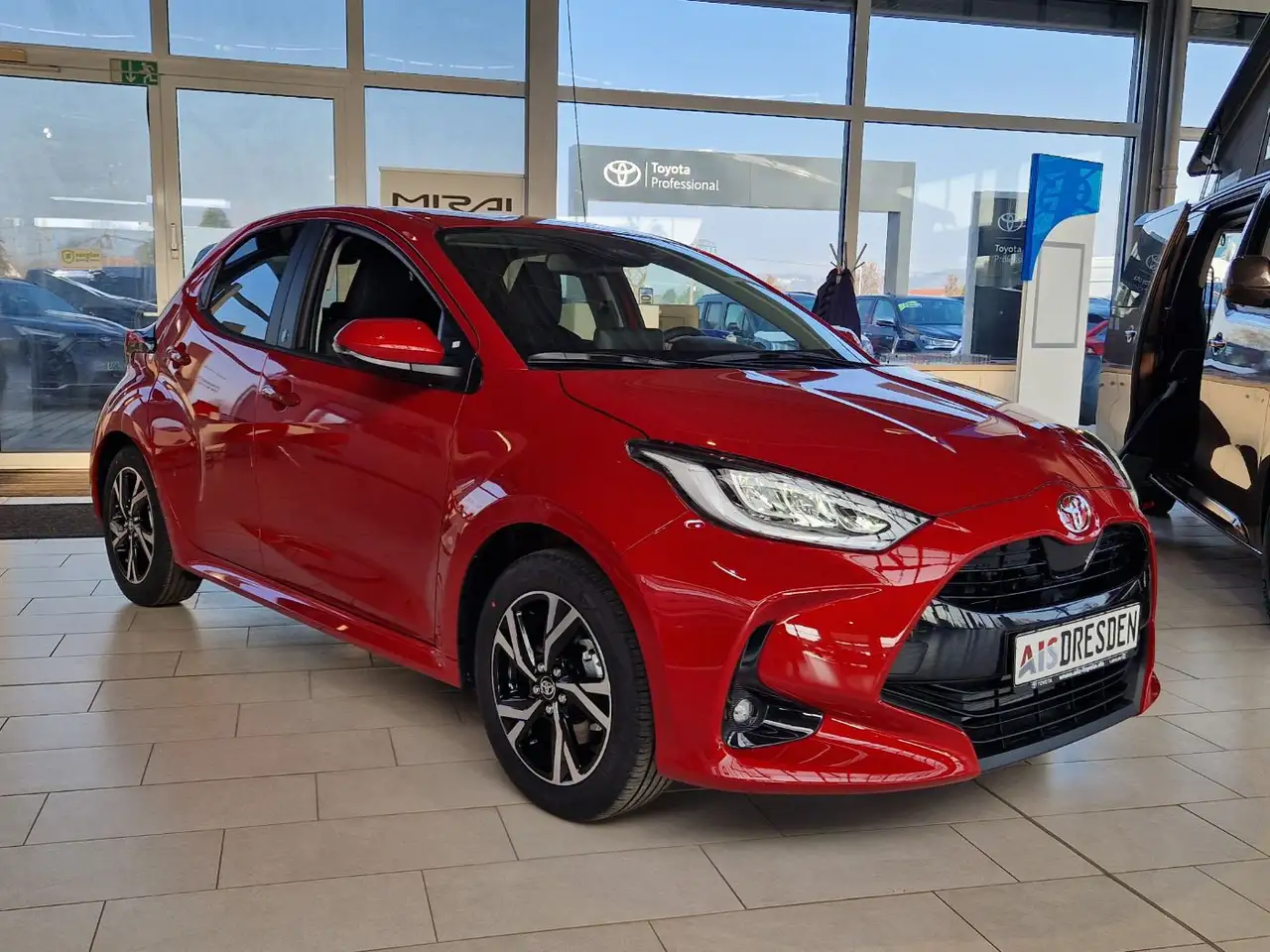 Toyota Yaris 1,5L Hybrid Teamplayer Comfort Paket 2
