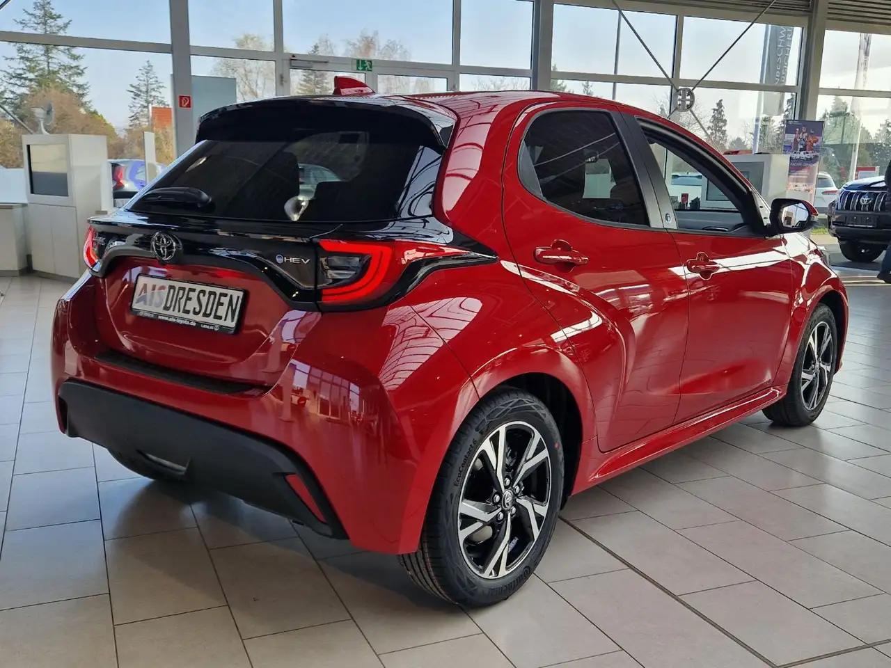 Toyota Yaris 1,5L Hybrid Teamplayer Comfort Paket 7