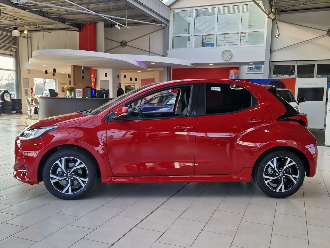 Toyota Yaris 1,5L Hybrid Teamplayer Comfort Paket 6