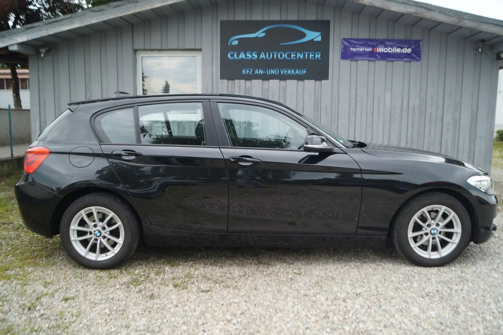 BMW 116 d Advantage|Tempomat|Sitzheizung|Service NEU Schwarz - 2