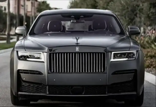 Rolls-Royce Wraith 6.6 V12