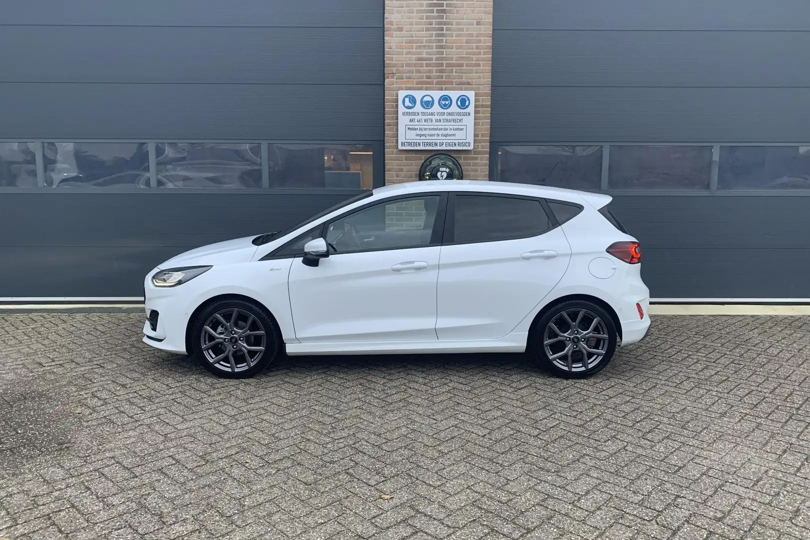 Ford Fiesta 1.0 EcoBoost Hybrid ST-Line X | Navigatie | B&O So Wit - 2