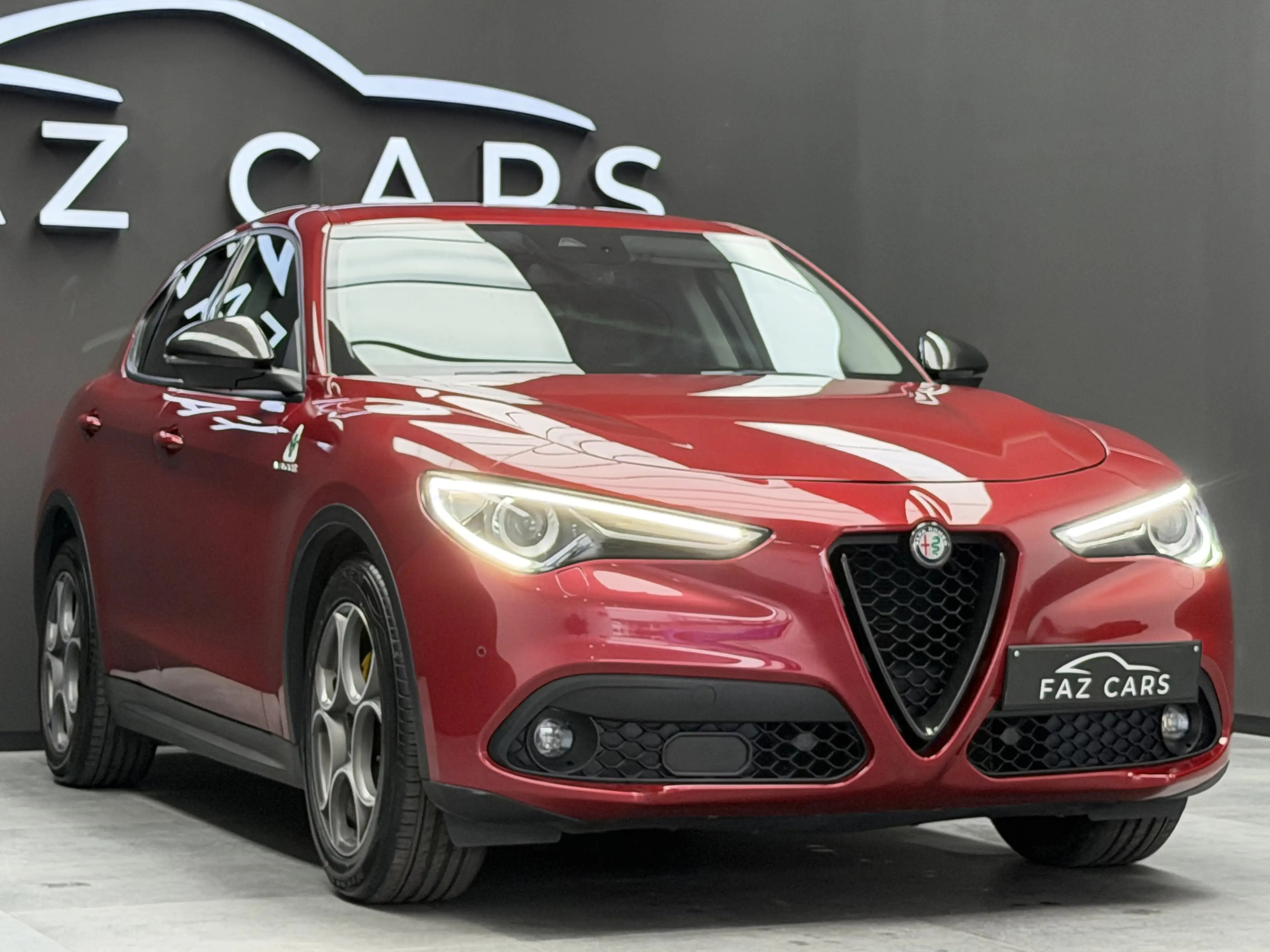 Alfa Romeo Stelvio 2.2 JTD * CUIR + CAMÉRA + GPS + CLIM + GARANTIE * — photo 4
