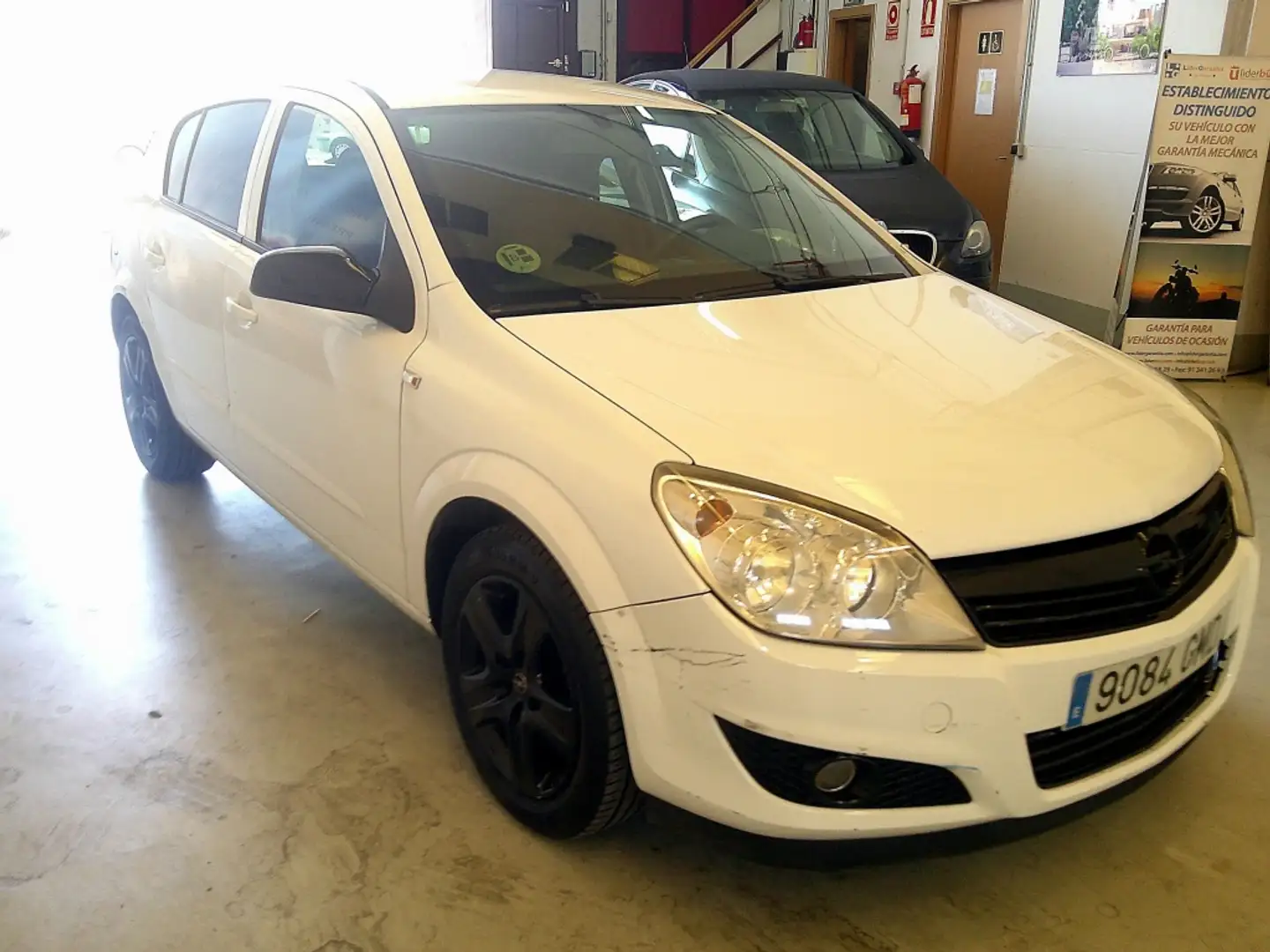 Opel Astra 1.9CDTi Energy Blanco - 2