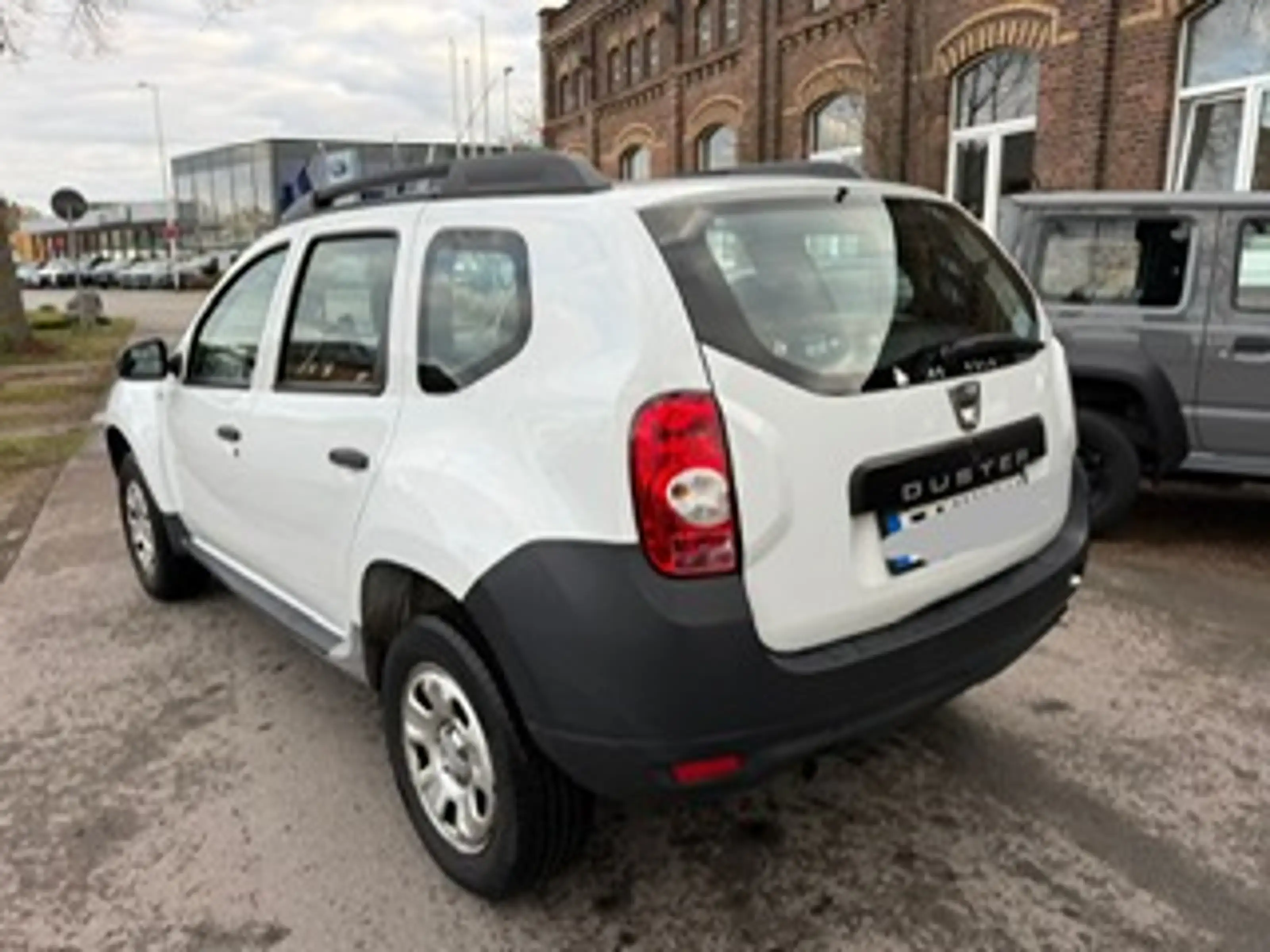 Dacia Duster Basis 4x2 Klimaanlage — photo 2