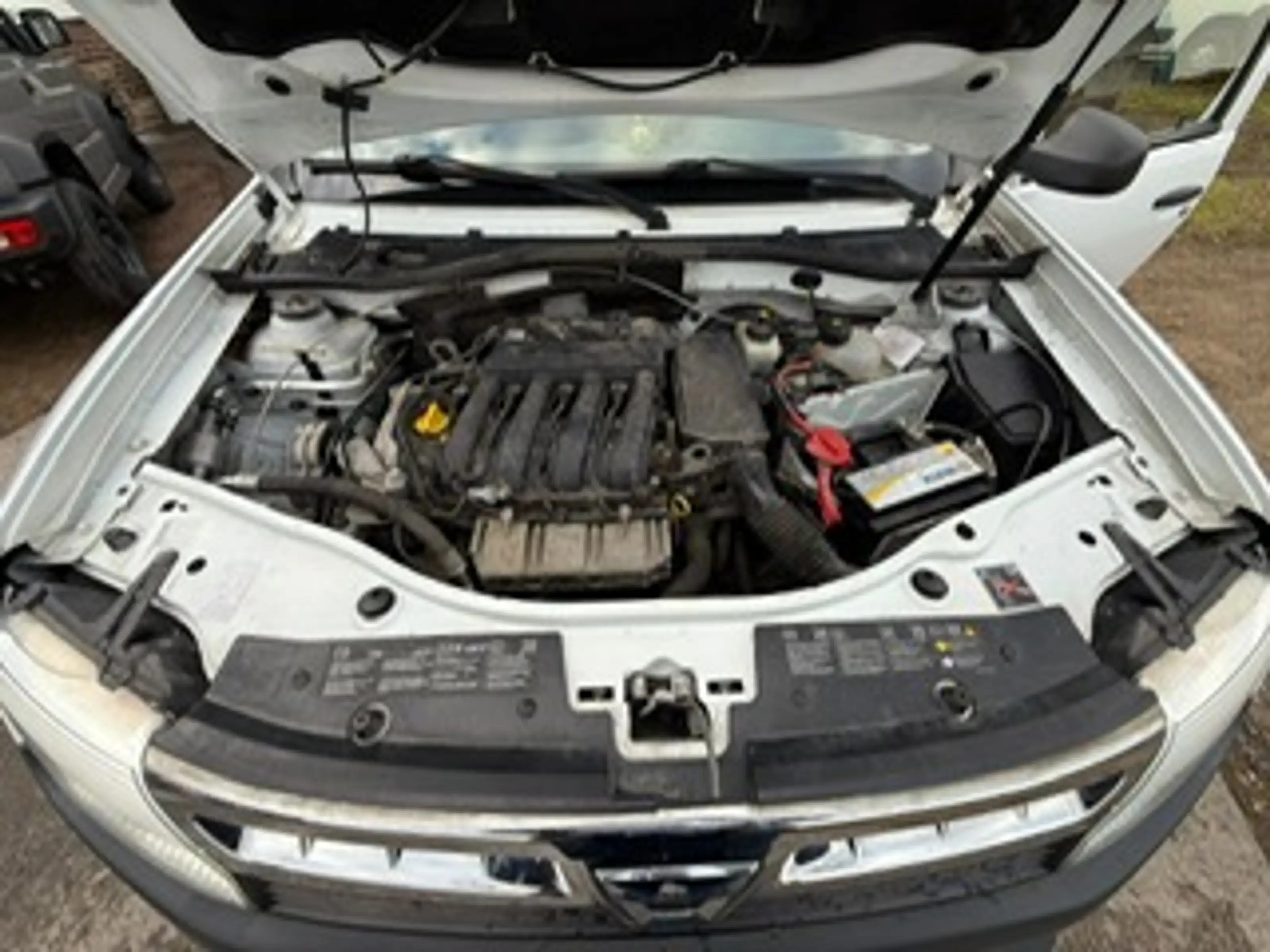 Dacia Duster Basis 4x2 Klimaanlage — photo 14
