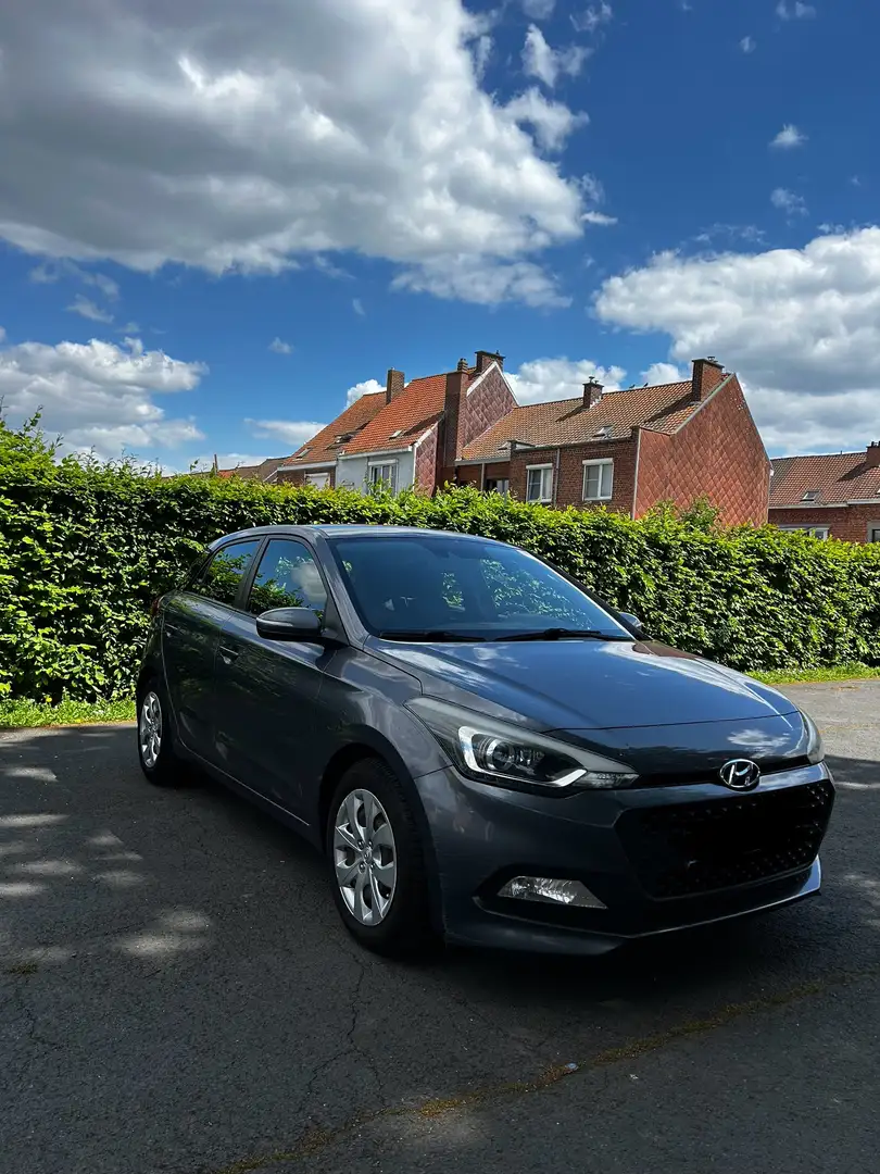 Hyundai i20 blue 1.1 CRDi Classic - 1