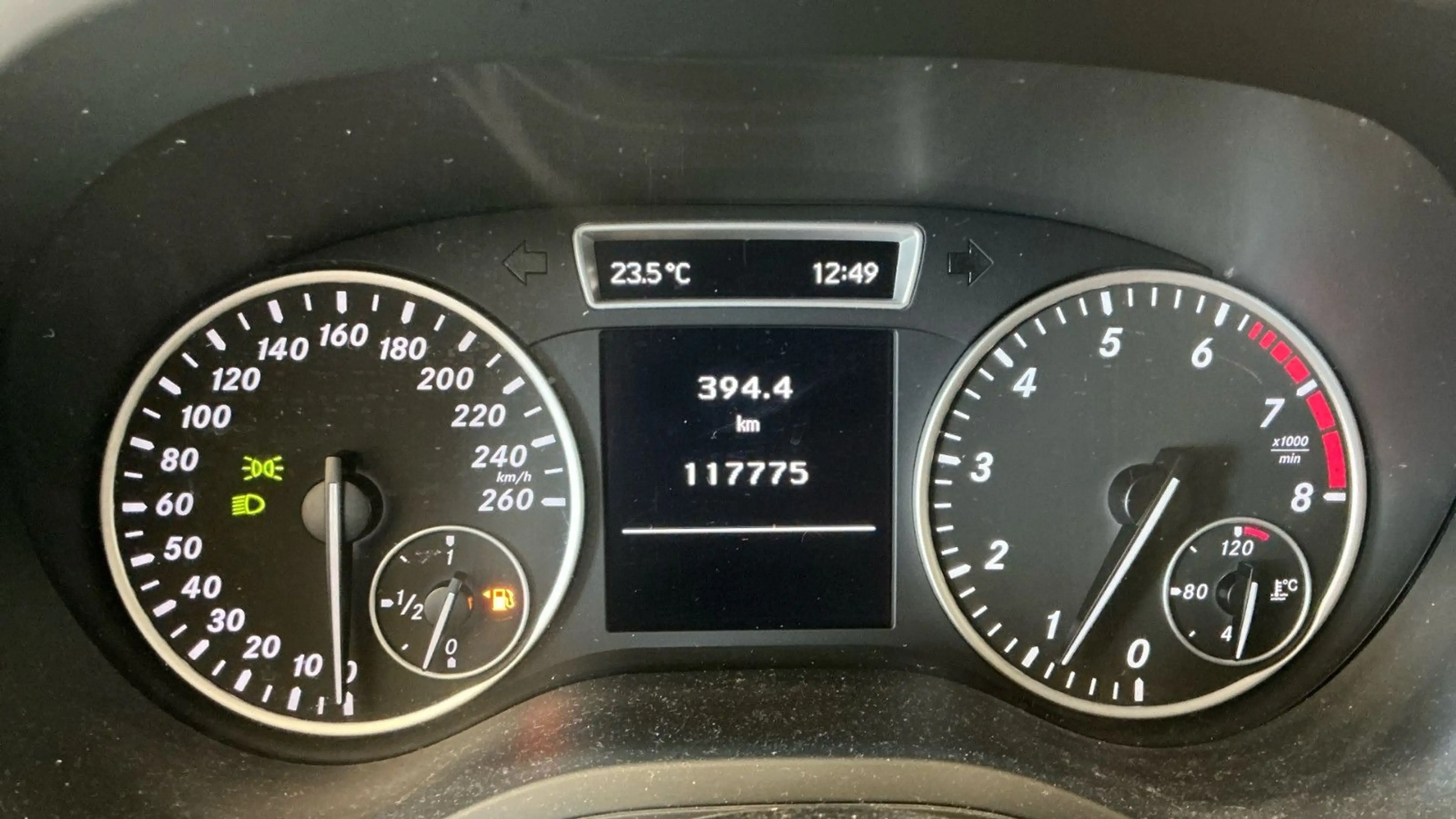 Mercedes-Benz B 180 B180 SPORTPAKET BI-XENON CAM NAVI TEMPO. SITZHZG — photo 7
