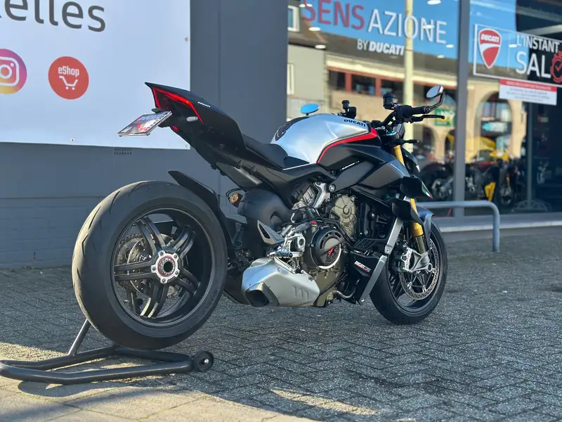 Ducati Streetfighter - foto 8