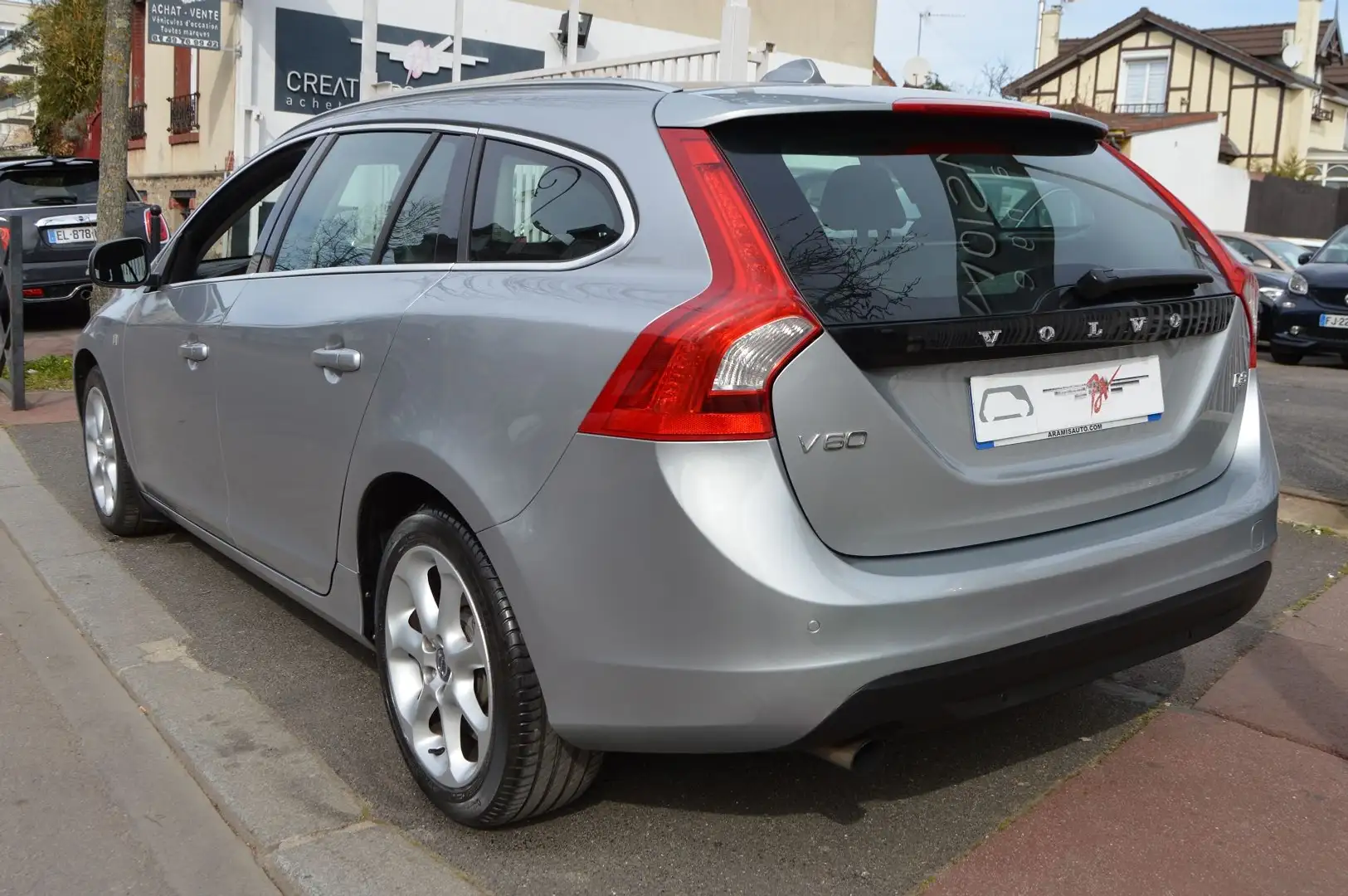 Volvo V60 D3 163CH START\u0026STOP OCEAN RACE EDITION GEARTR Gris - 2