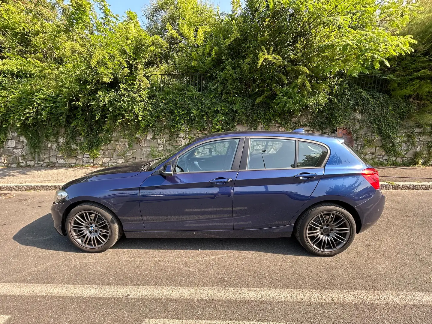 BMW 118 118d Advantage 5p auto Blu/Azzurro - 1