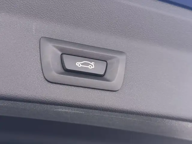 BMW Ix3 view 24