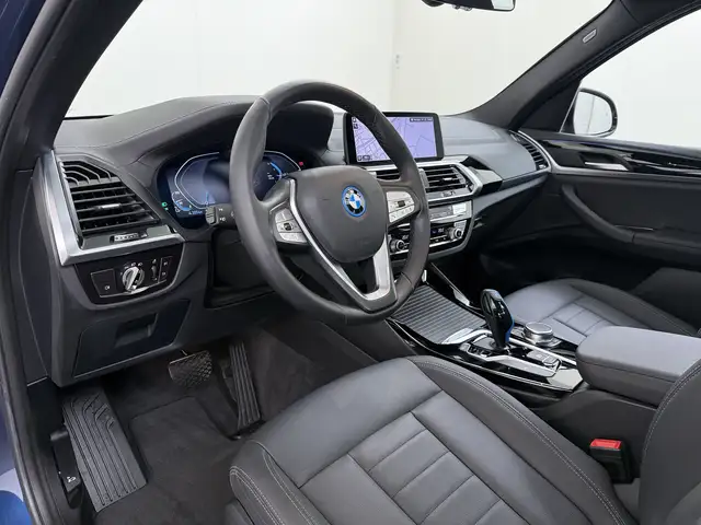 BMW Ix3 view 9