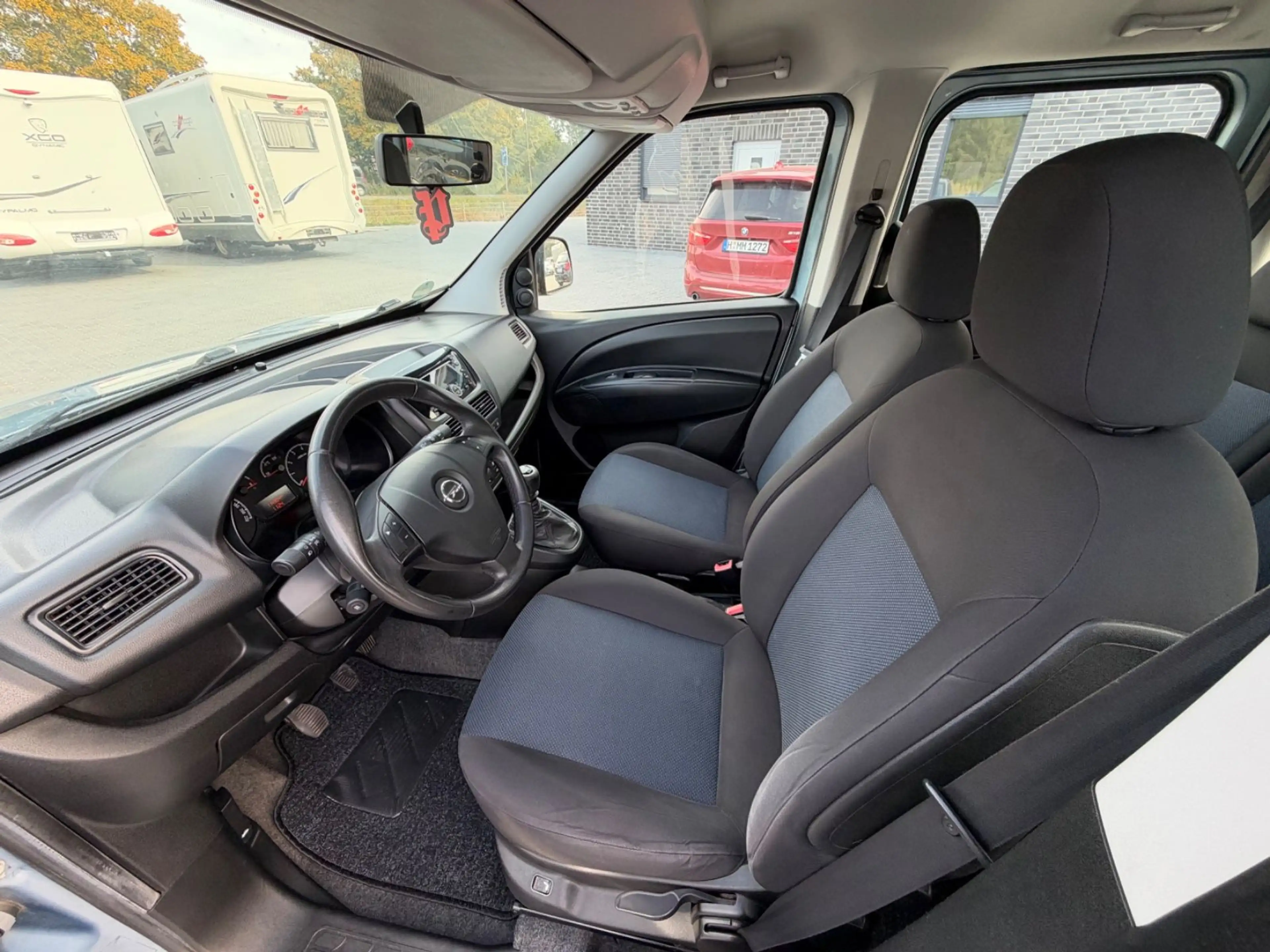 Opel Combo Life D Edition L1H1 *7 Sitzer* — photo 6