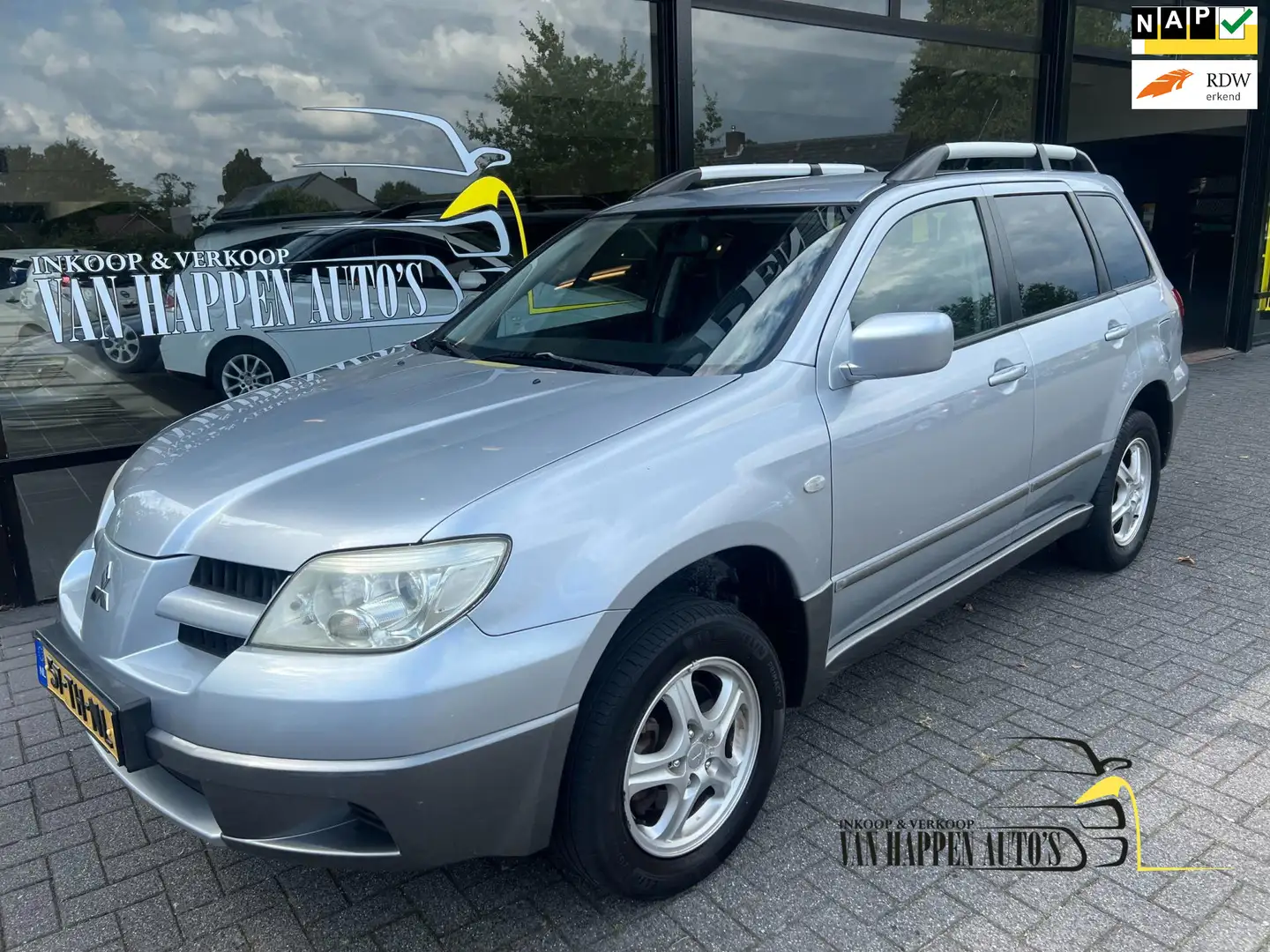 Mitsubishi Outlander Sport 2.0 Invite+ Grijs - 1