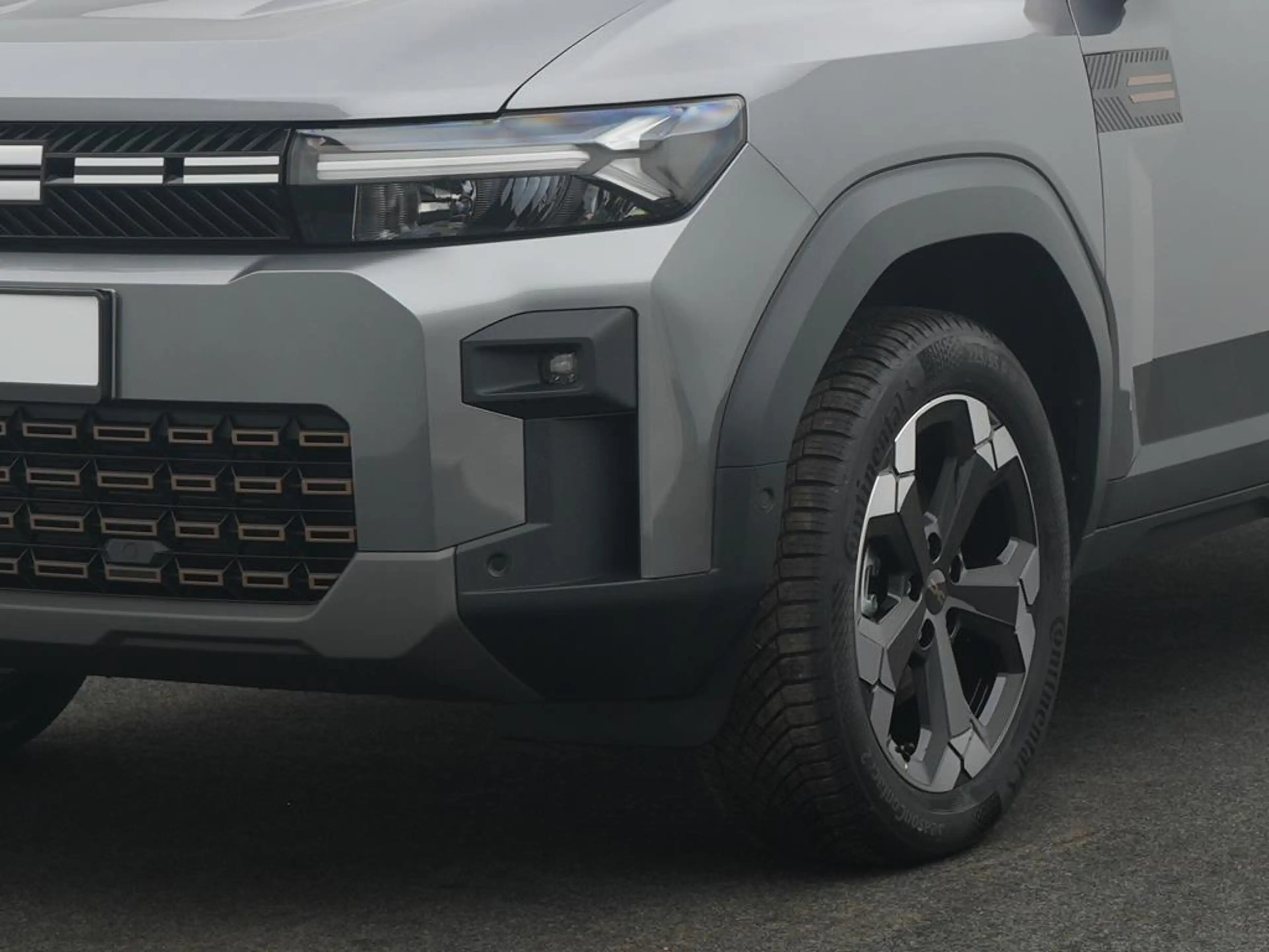 Dacia Bigster Extreme hybrid-G 150 4x4 — photo 9