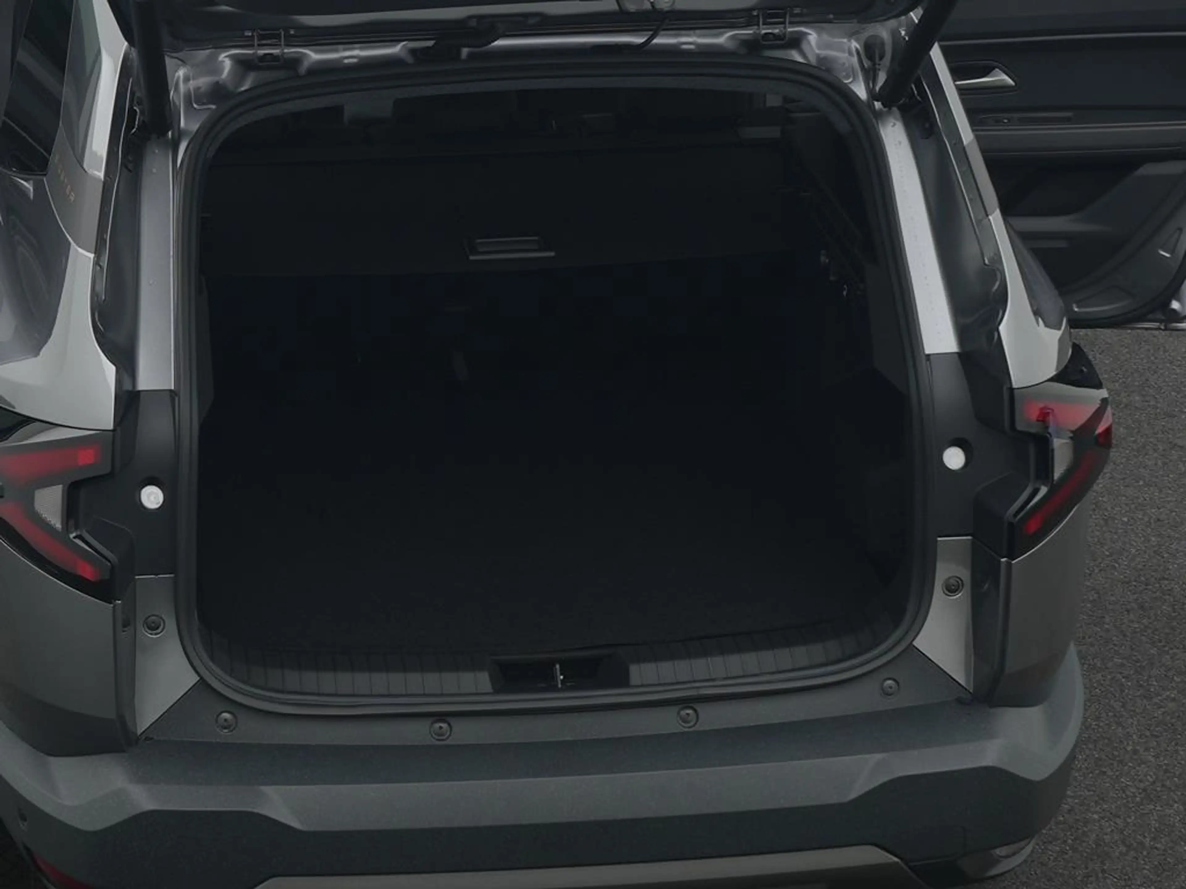 Dacia Bigster Extreme hybrid-G 150 4x4 — photo 7