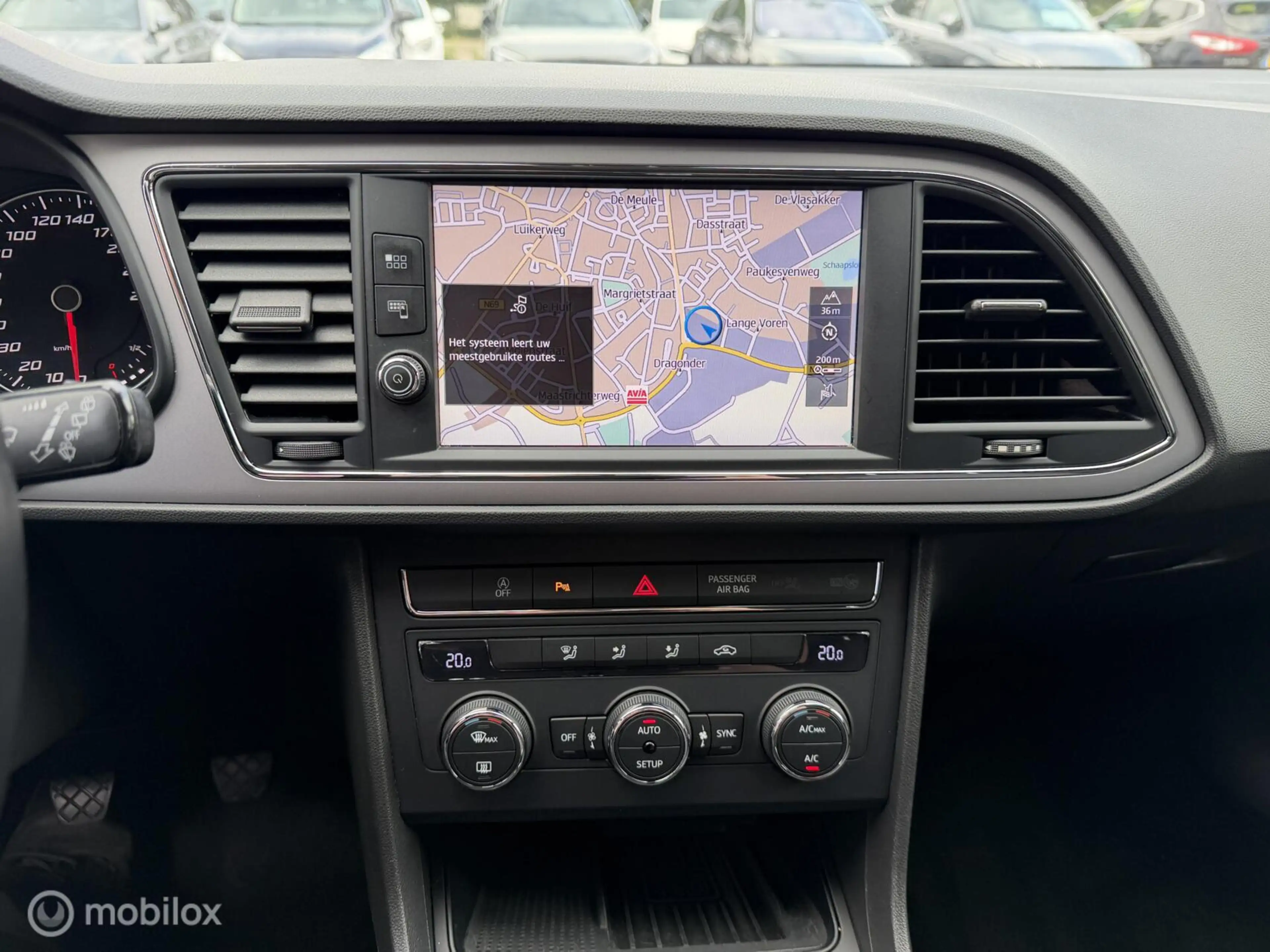 SEAT Leon ST 1.0 EcoTSI Style Business Intense NAVI*CARPLAY* — photo 12