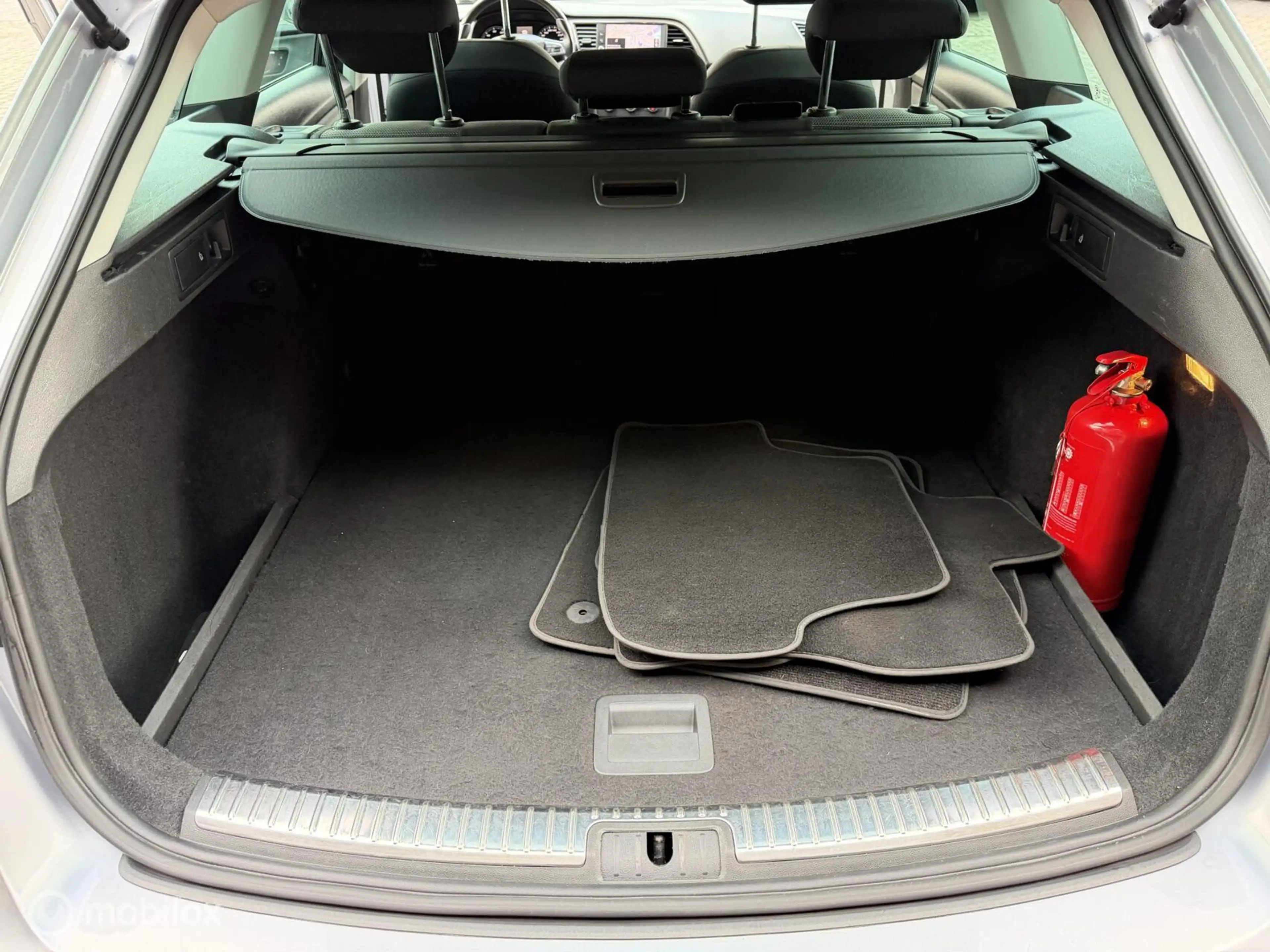 SEAT Leon ST 1.0 EcoTSI Style Business Intense NAVI*CARPLAY* — photo 22