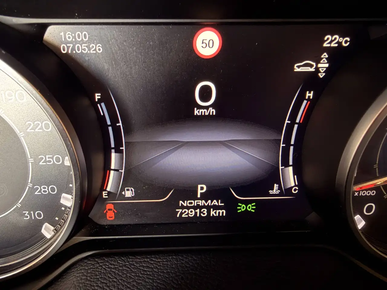 Maserati Levante 2022 — фото 12