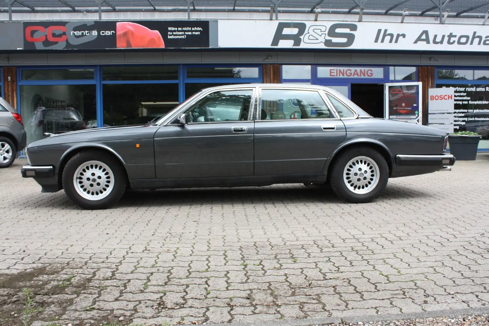 Jaguar XJ6 Gri - 2