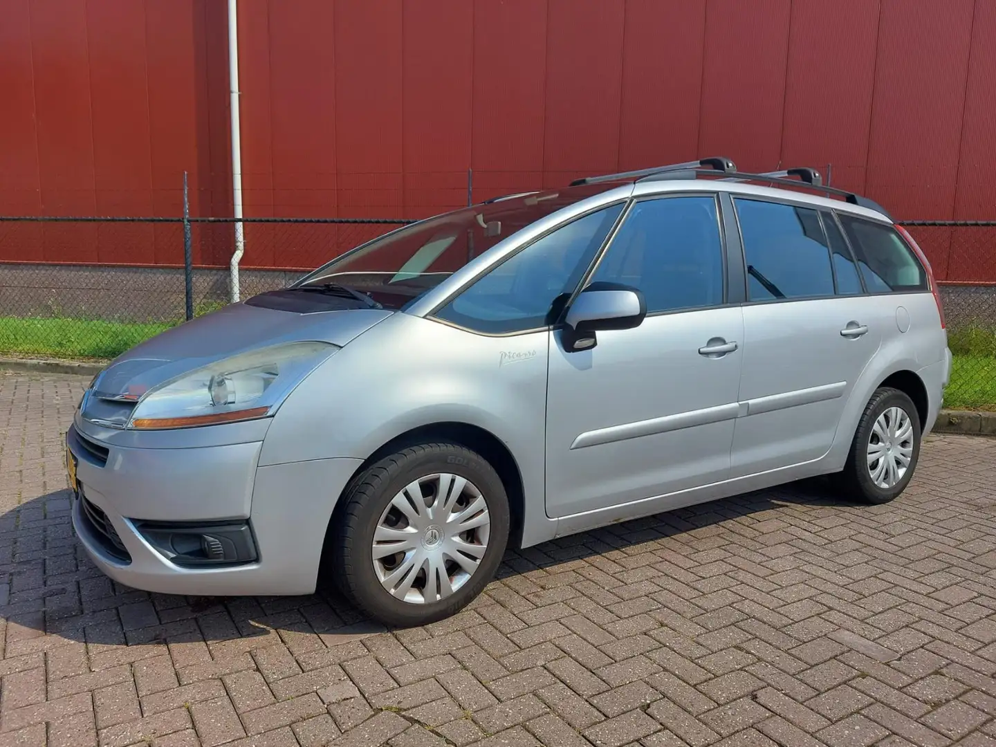 Citroen Grand C4 Picasso 1.6 VTi Prestige 7p. Grijs - 1