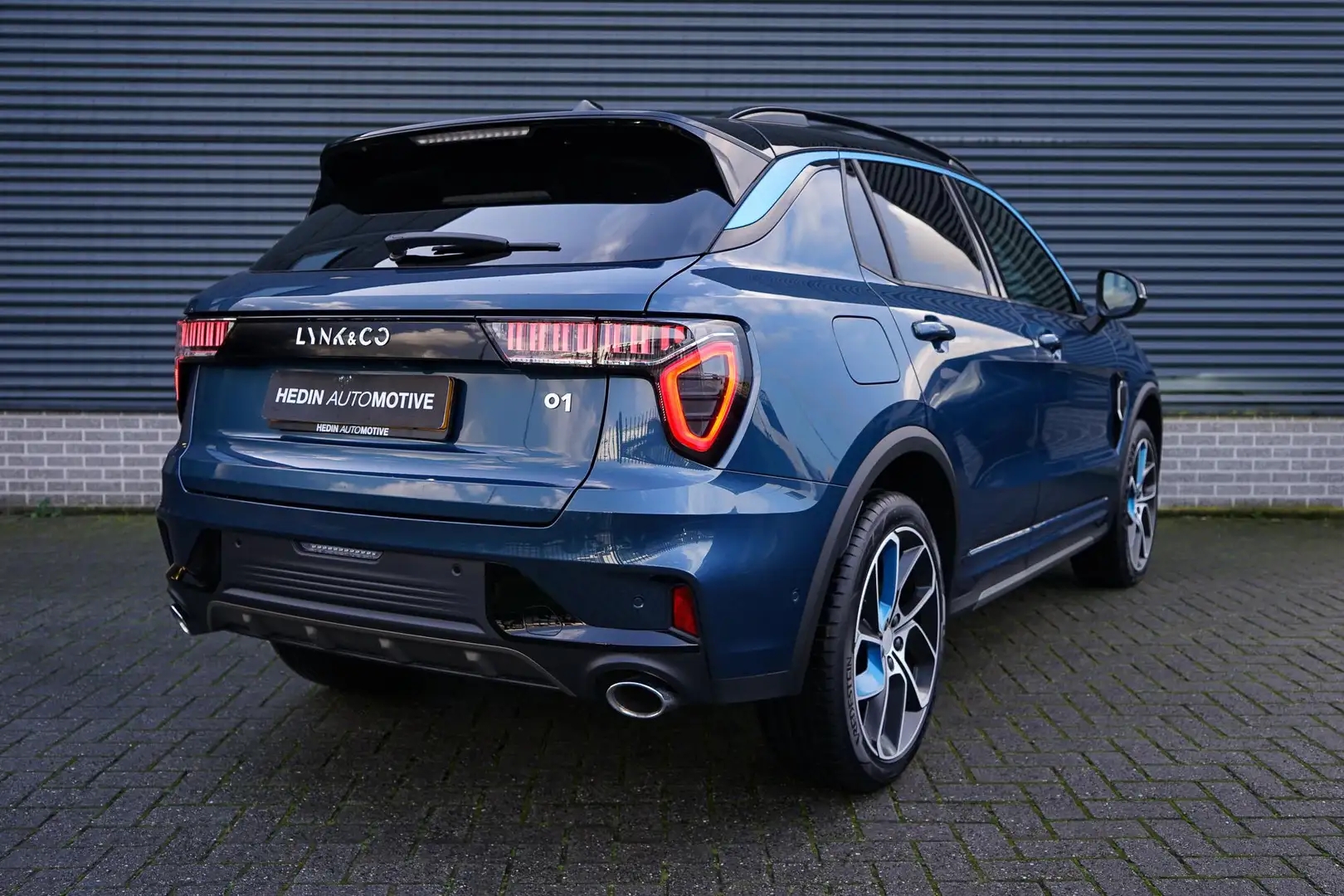 Lynk & Co 01 1.5 Panoramadak | Apple Carplay/Android Auto | 20" Blau - 2
