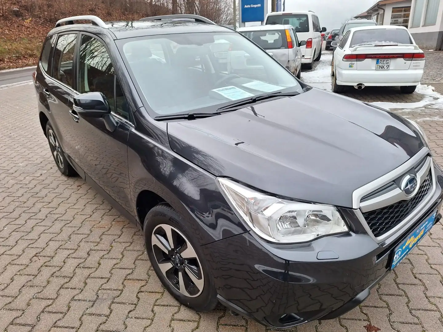 Subaru Forester 2.0D Exclusive, Euro 6. AHK Grijs - 1