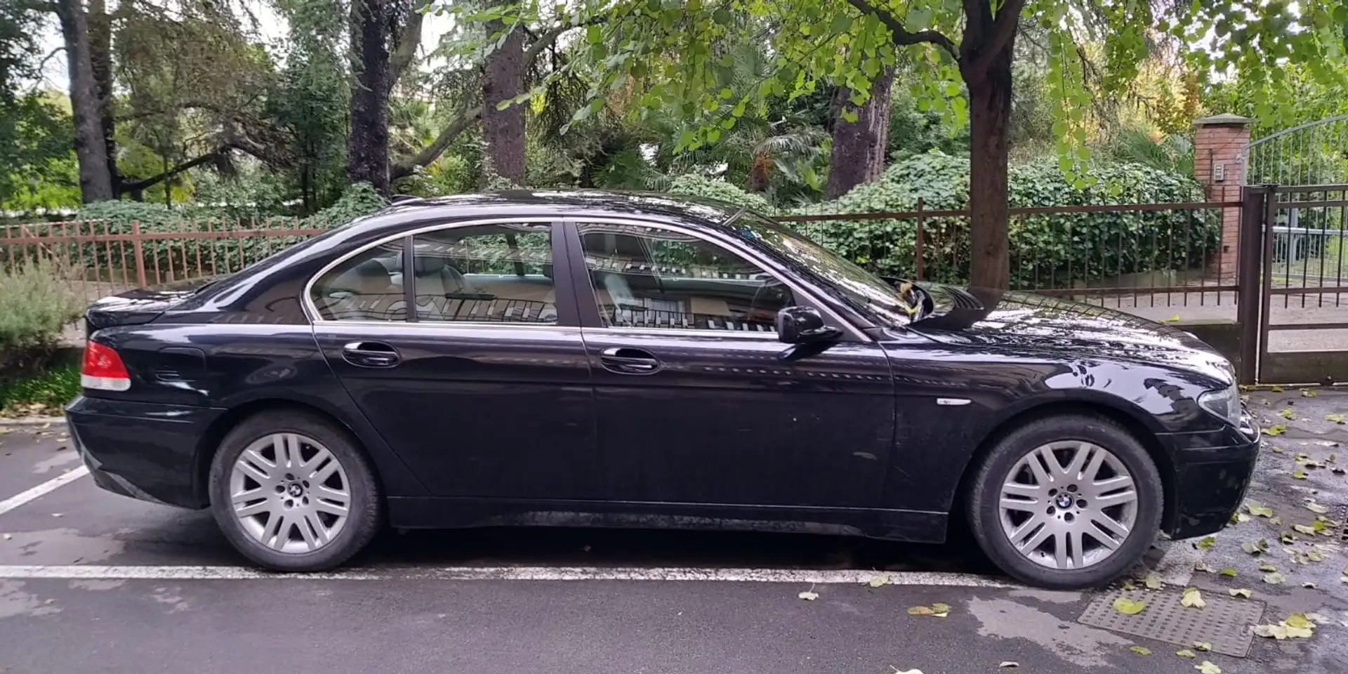 BMW 745 BMW 745i CAT E65 ASI 333CV SOLO 180000 KM Černá - 1