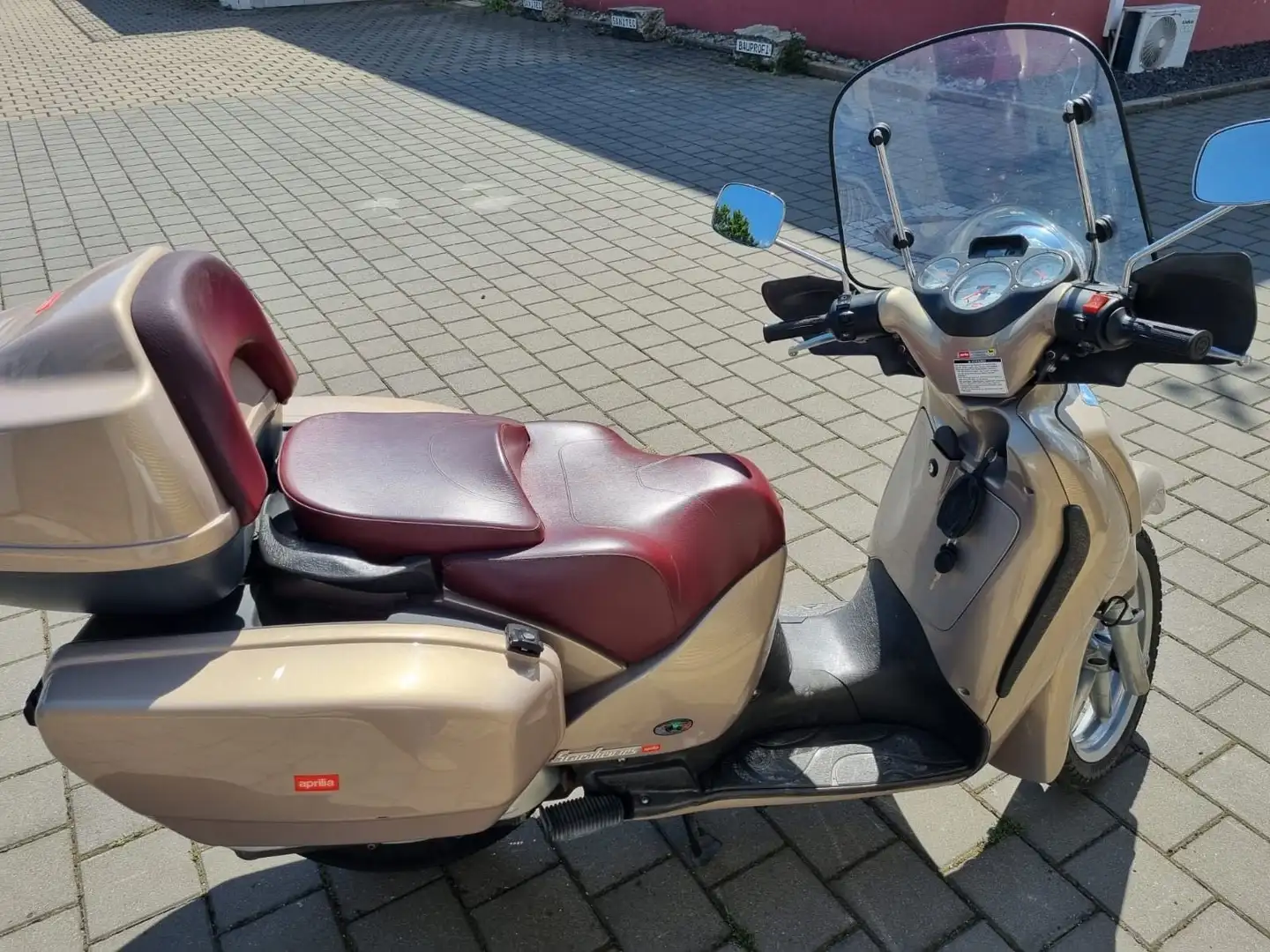 Aprilia Scarabeo 125 Beige - 2