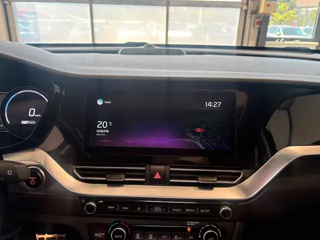 Kia E-Niro view 11