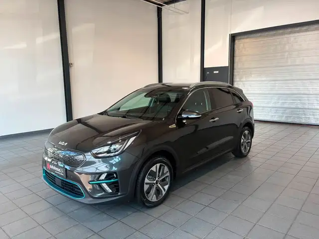Kia E-Niro view 3