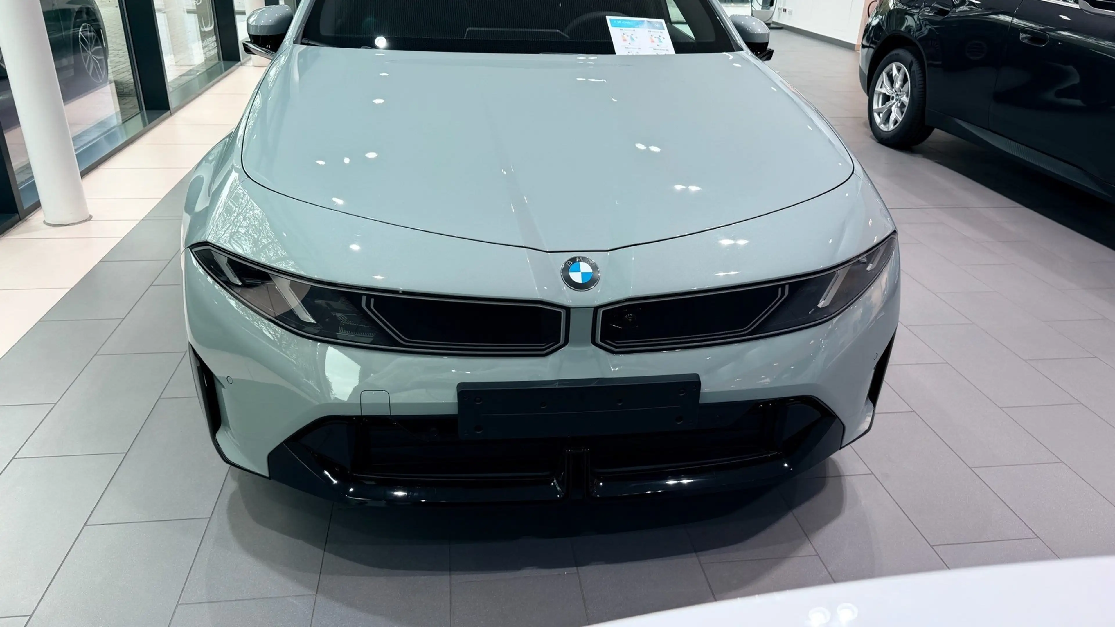 BMW i3 50 xDrive Verfügbar ab 30.10.2026 FIRST EDTION+MSP — photo 3