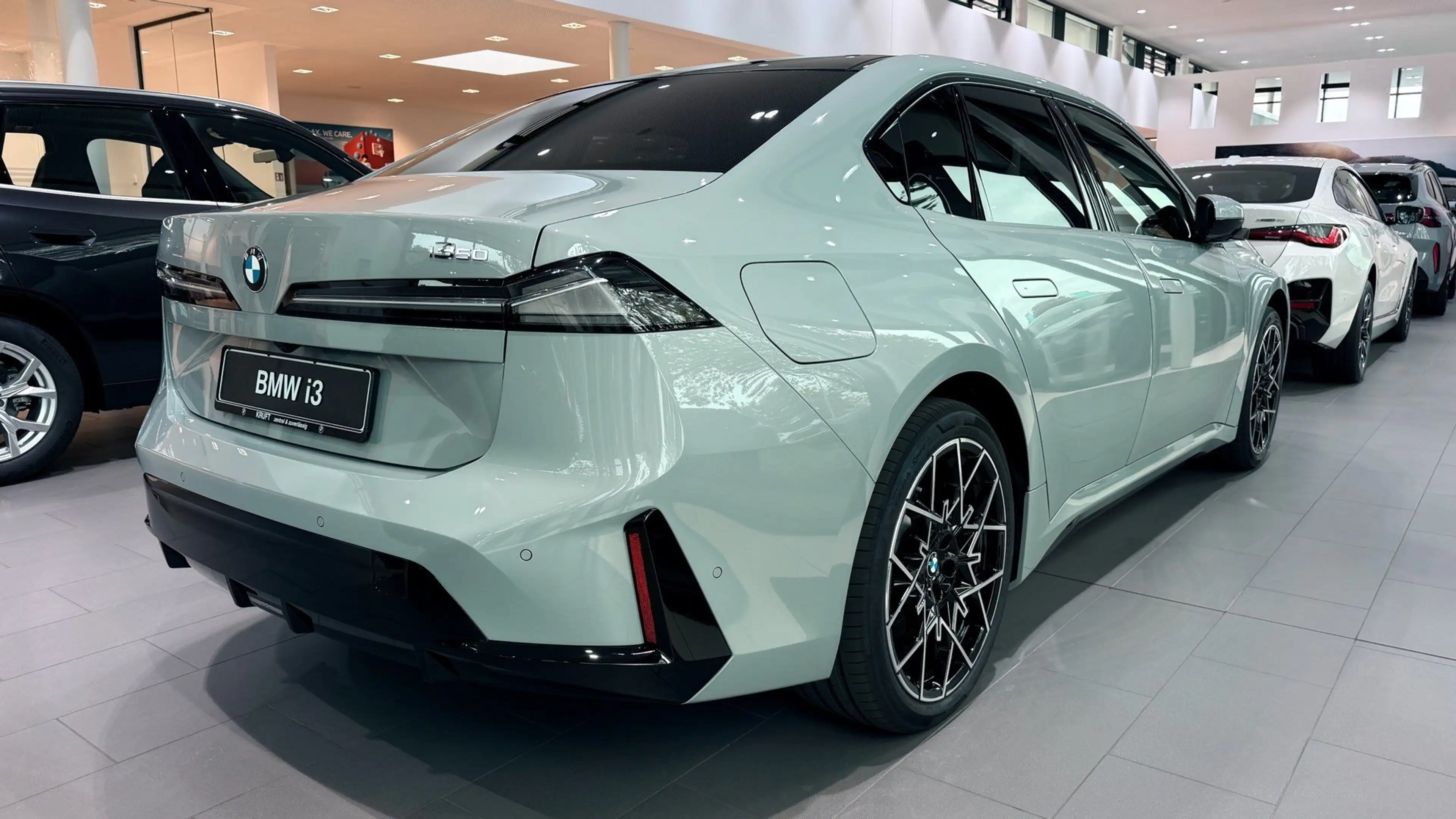 BMW i3 50 xDrive Verfügbar ab 30.10.2026 FIRST EDTION+MSP — photo 5