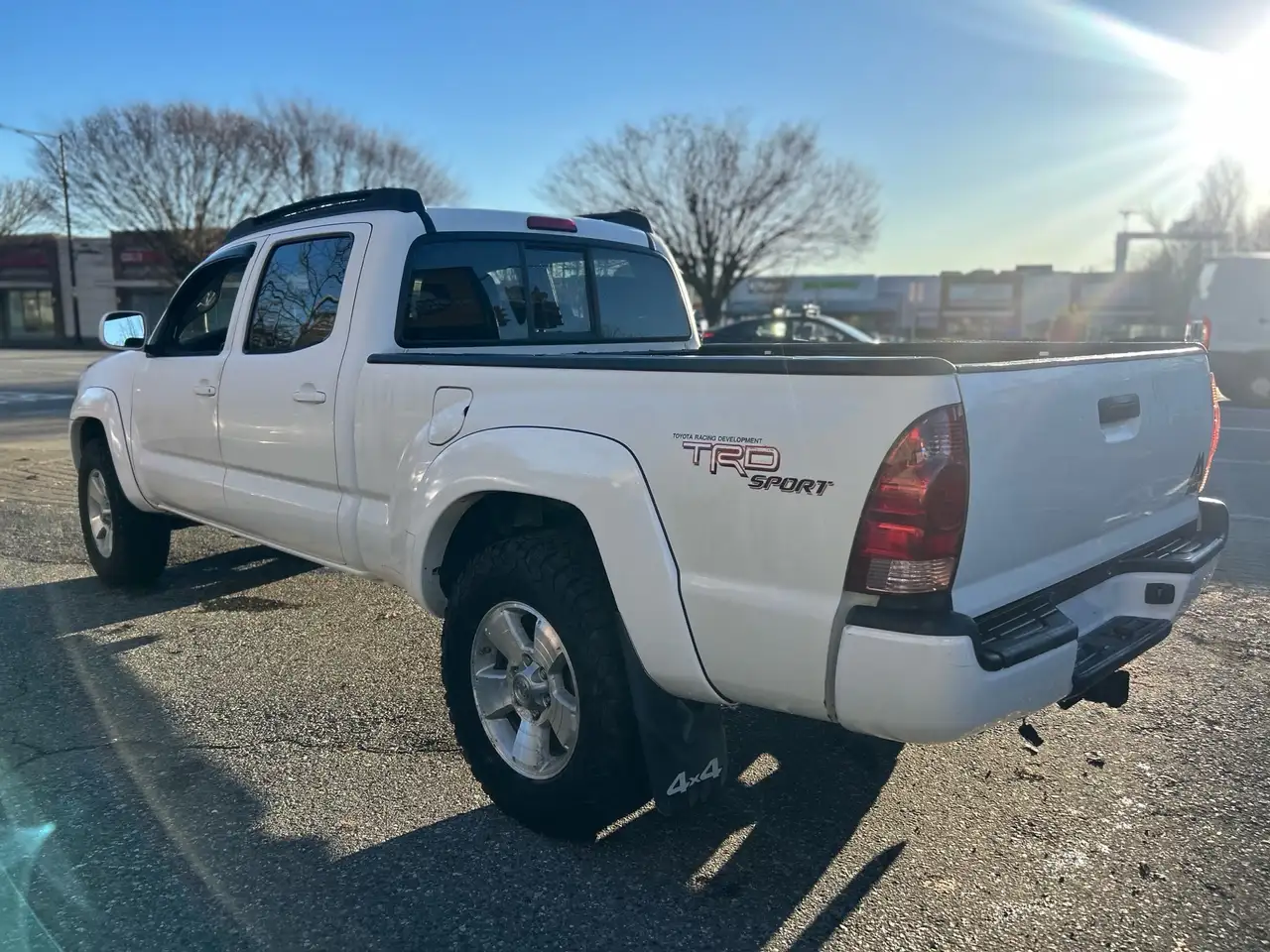 Toyota Tacoma снимка Toyota Tacoma