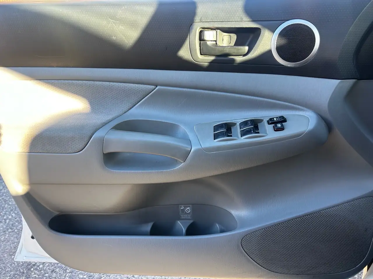 Toyota Tacoma снимка Toyota Tacoma
