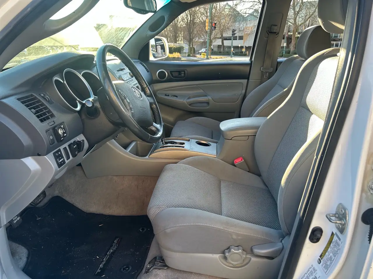 Toyota Tacoma снимка Toyota Tacoma