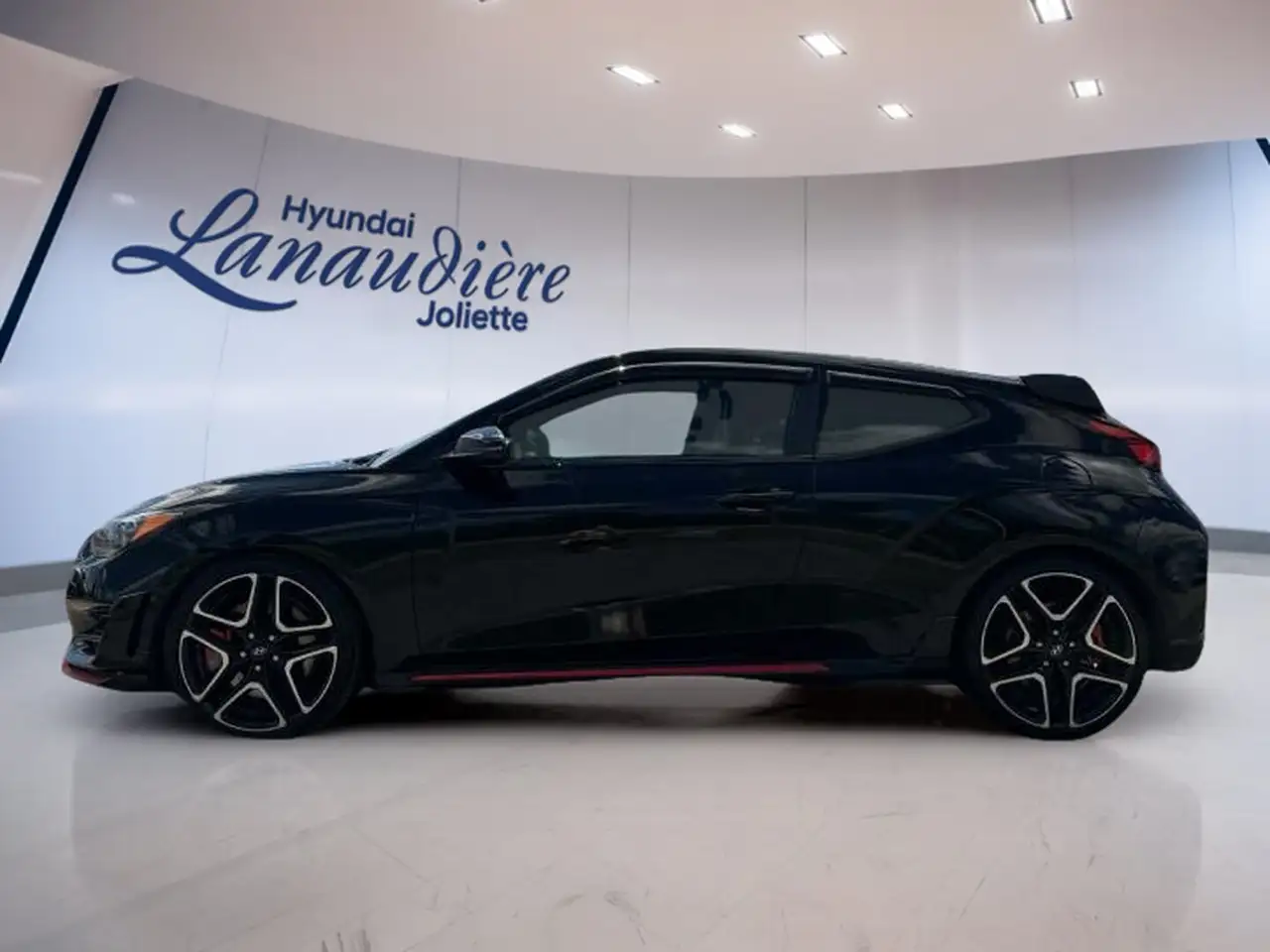 Hyundai VELOSTER photo Hyundai VELOSTER